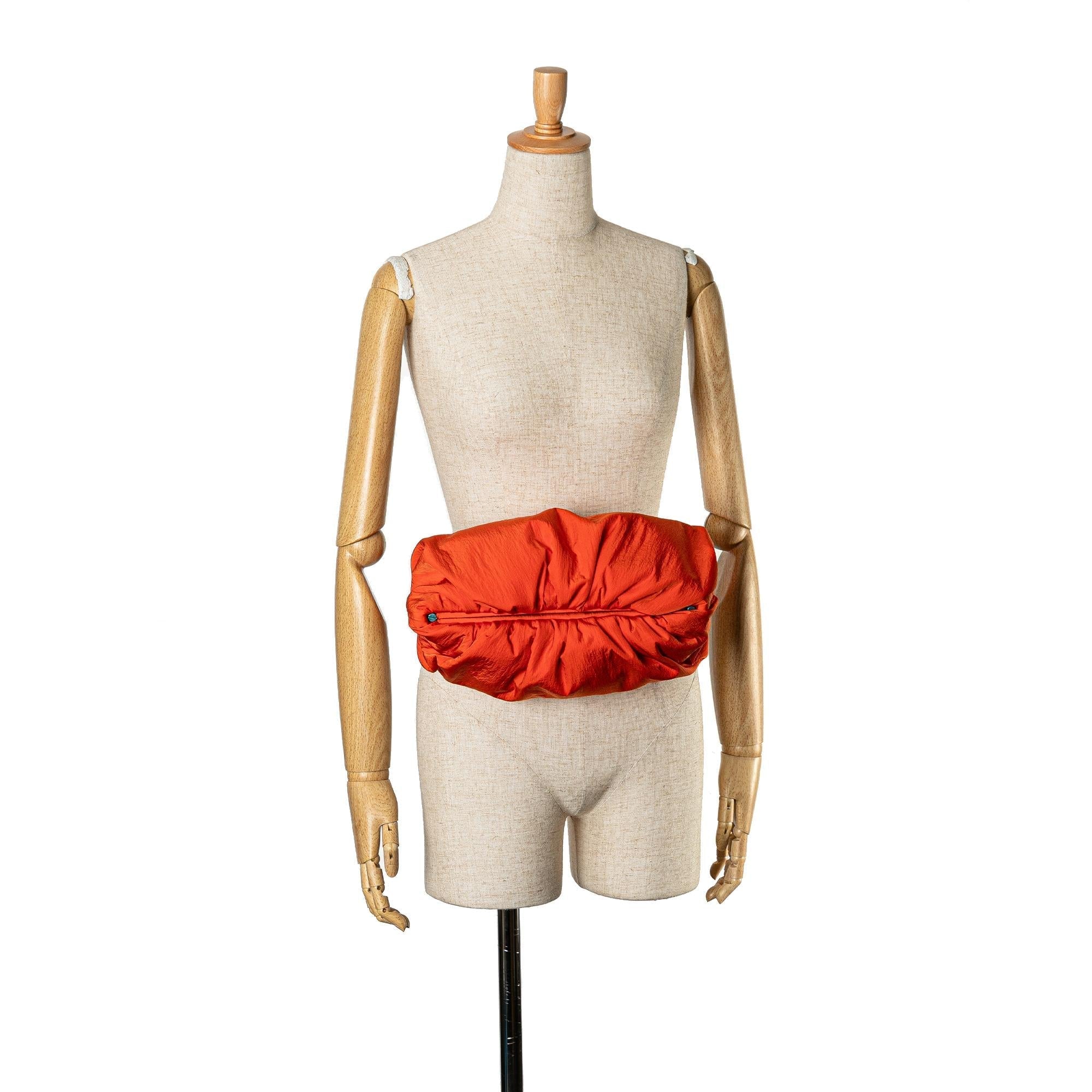 Bottega Veneta The Body Pouch (SHG-RGpOdP)