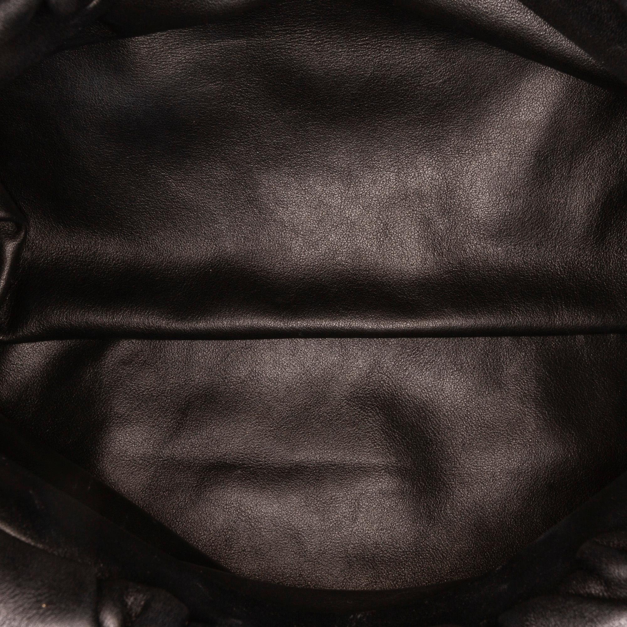 Bottega Veneta The Chain Pouch (SHG-EcDGXI)
