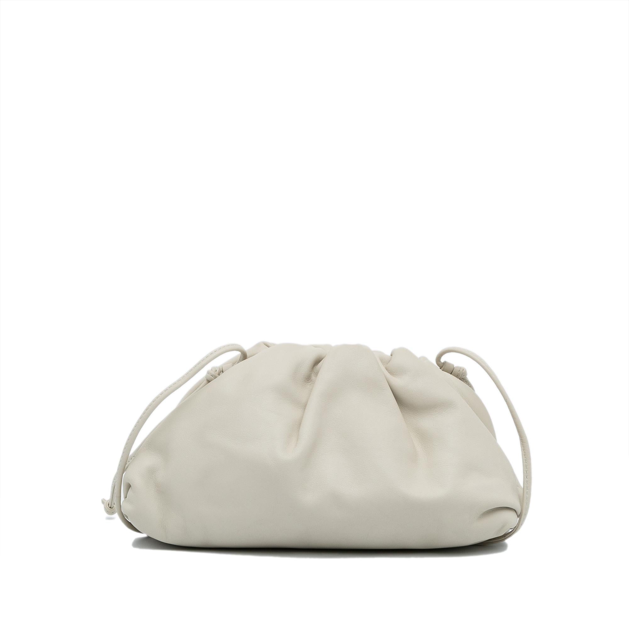 Bottega Veneta The Mini Pouch (SHG-hrtdsy)