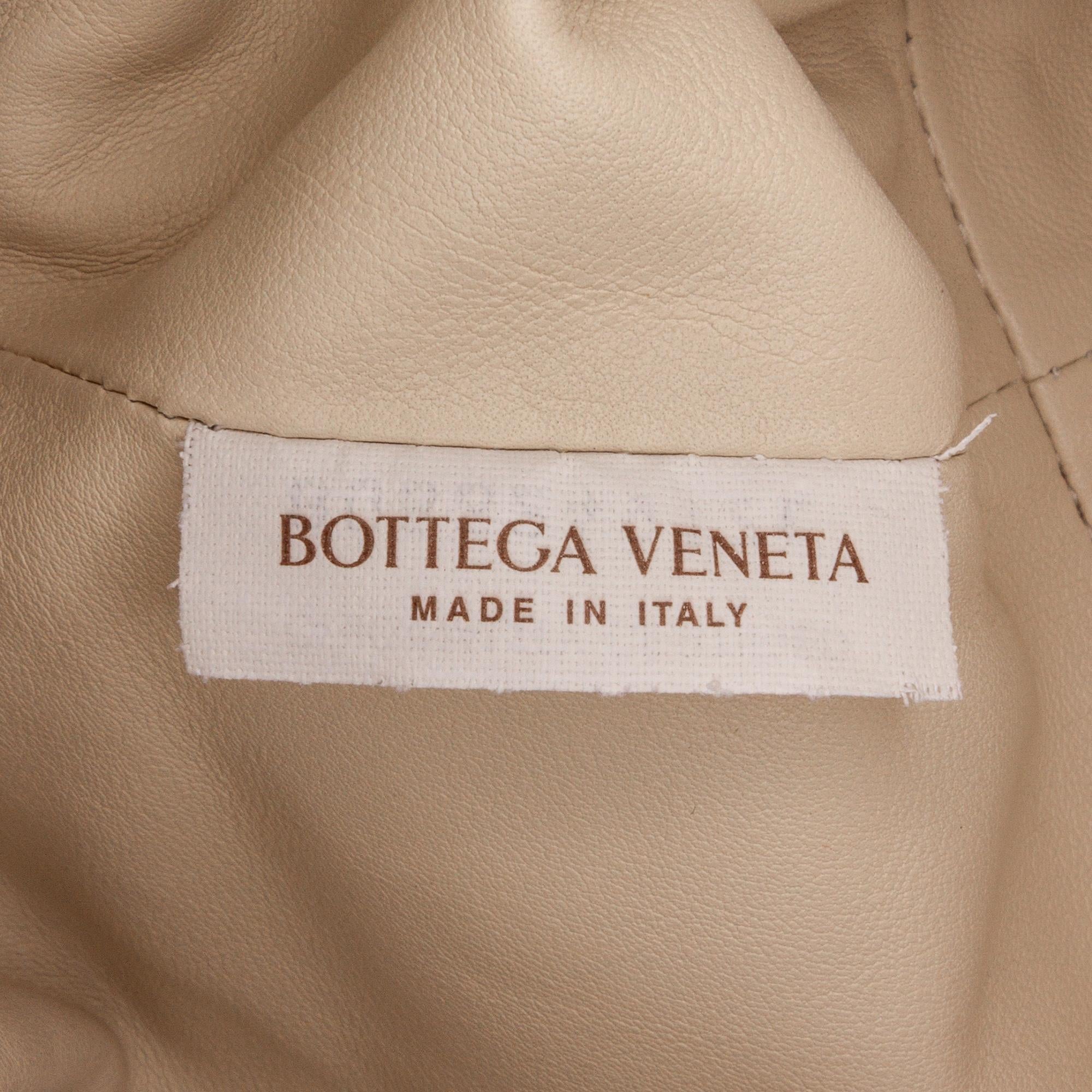 Bottega Veneta The Mini Pouch (SHG-hrtdsy)