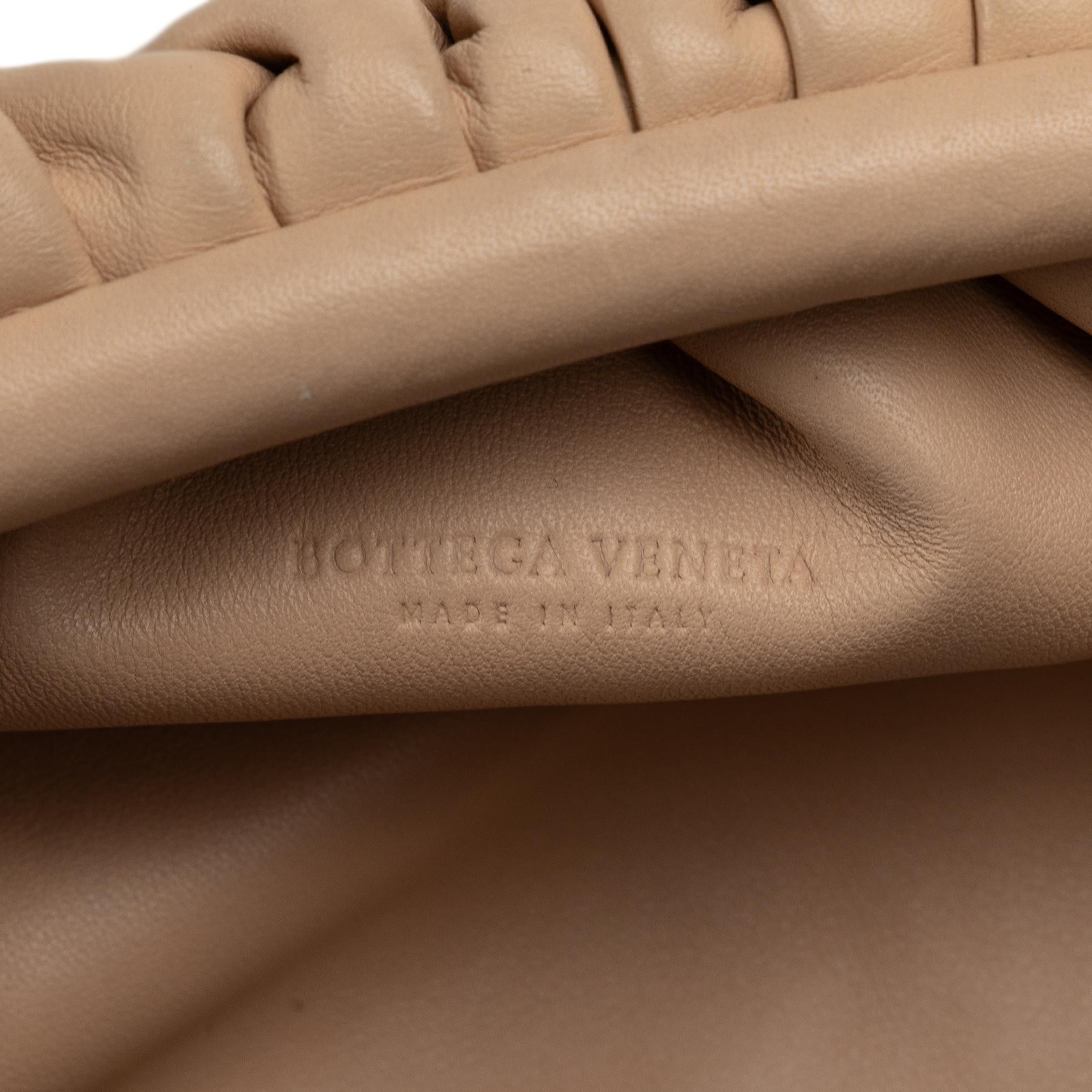 Bottega Veneta The Mini Pouch (SHG-8fdUJB)