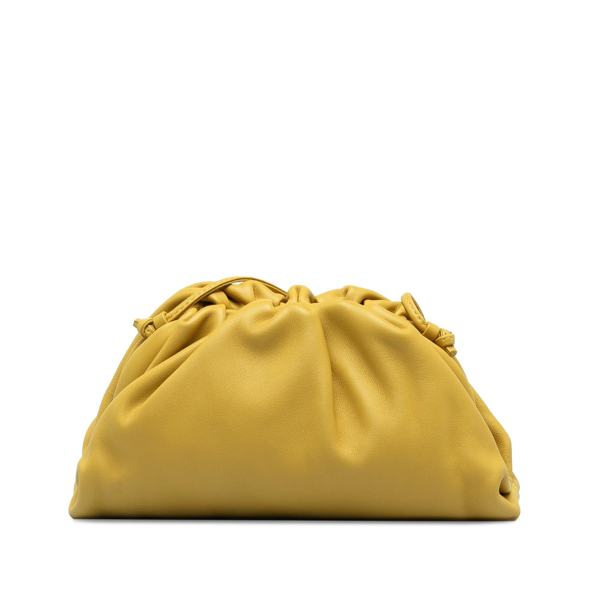 Bottega Veneta The Mini Pouch (SHG-79Z4q1)