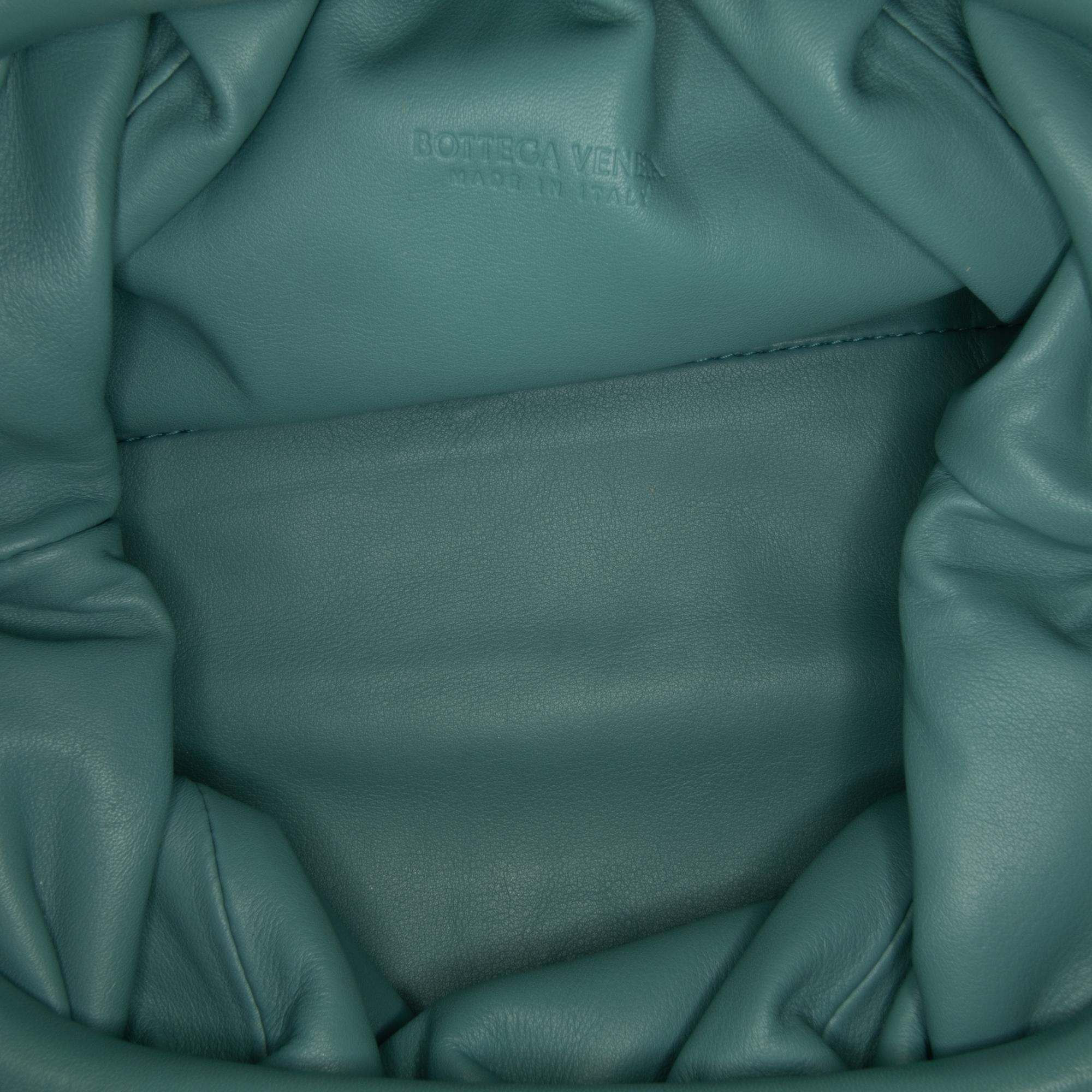 Bottega Veneta The Mini Pouch (SHG-1bs988)