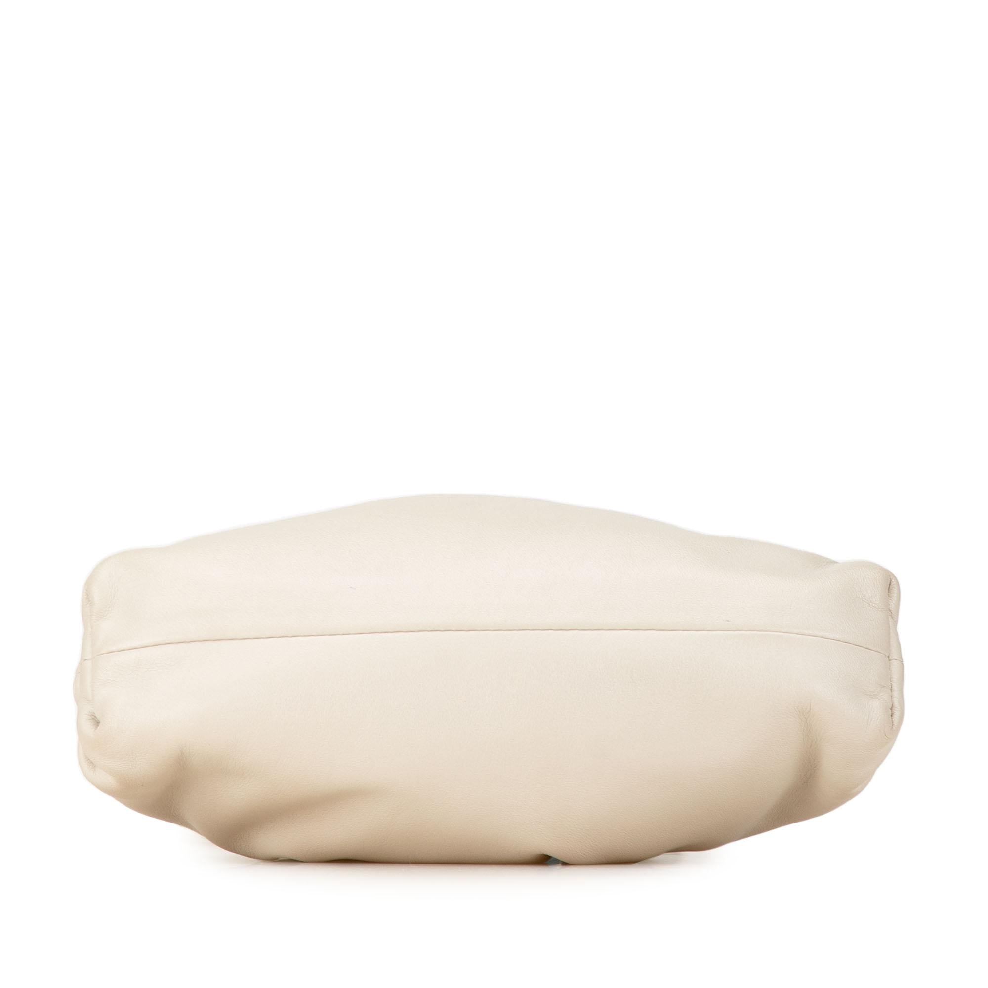 Bottega Veneta The Mini Pouch (SHG-XA3FMj)