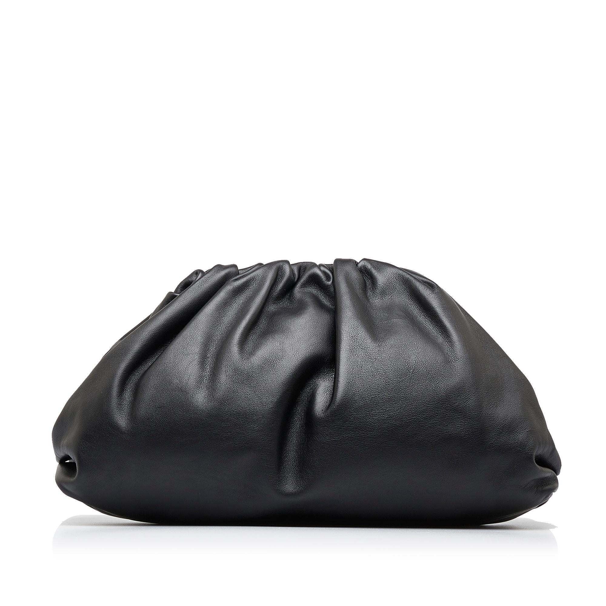 Bottega Veneta The Pouch Clutch (SHG-Jks4mk)