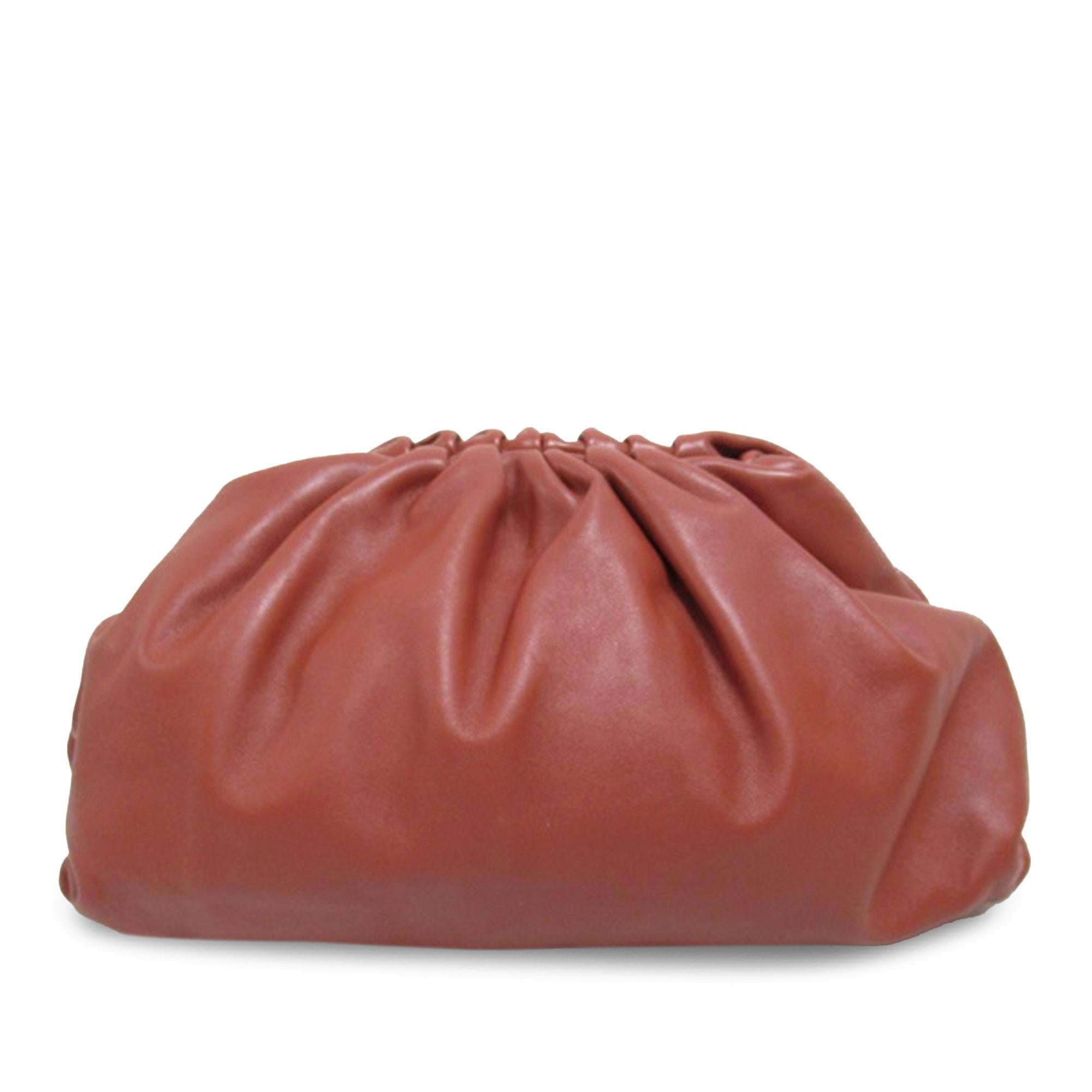 Bottega Veneta The Pouch Clutch (SHG-k422D2)