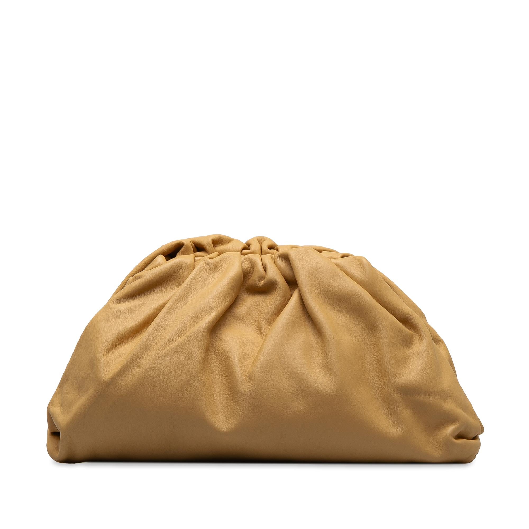 Bottega Veneta The Pouch Clutch (SHG-Fu2vI1)