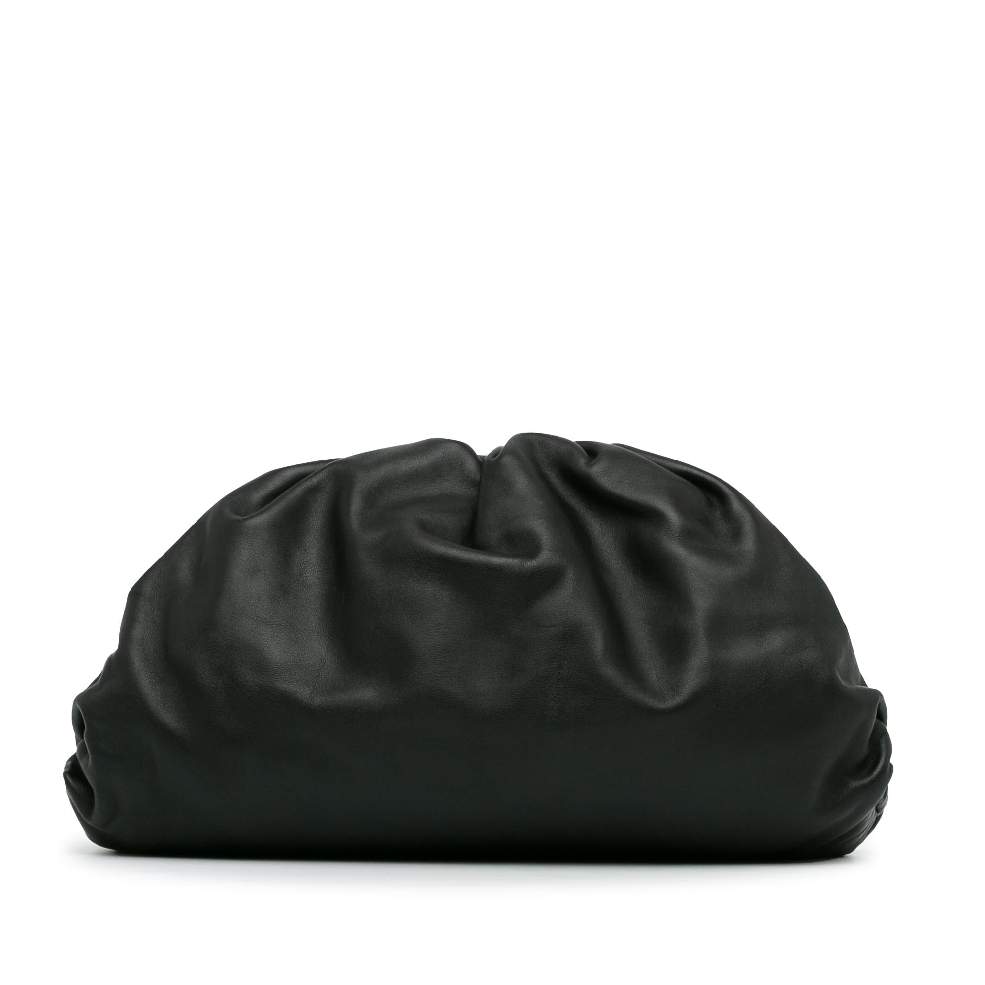 Bottega Veneta The Pouch Clutch (SHG-lpaDv5)