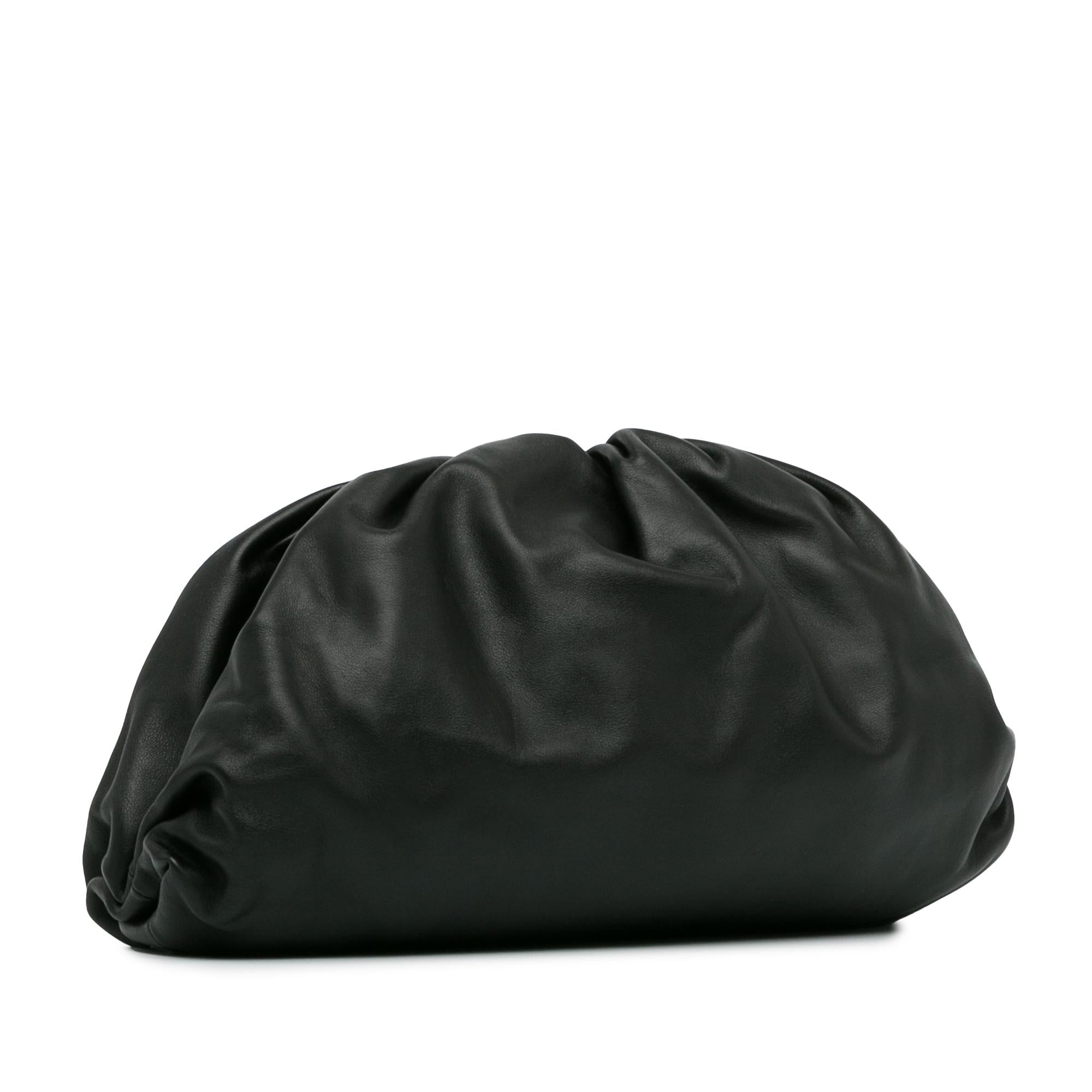 Bottega Veneta The Pouch Clutch (SHG-lpaDv5)