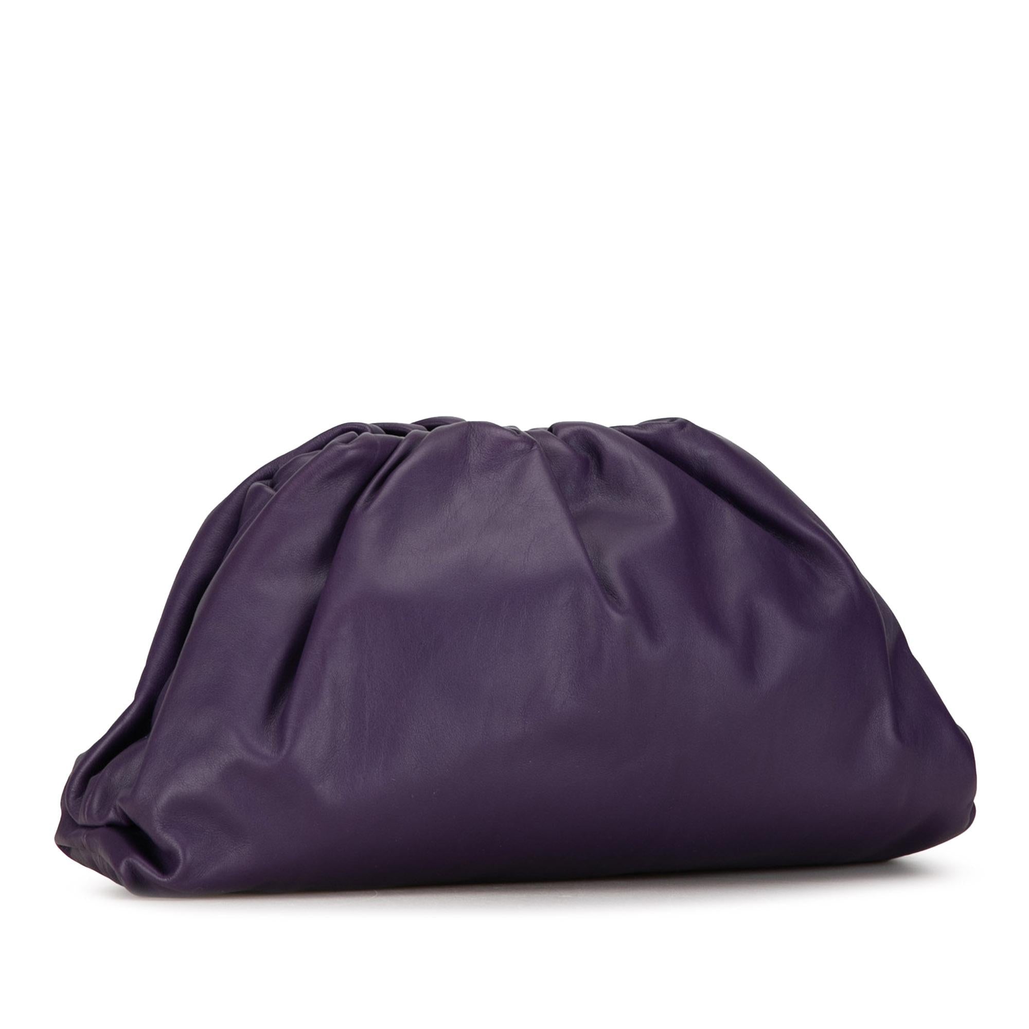Bottega Veneta The Pouch (SHG-YVKyXp)