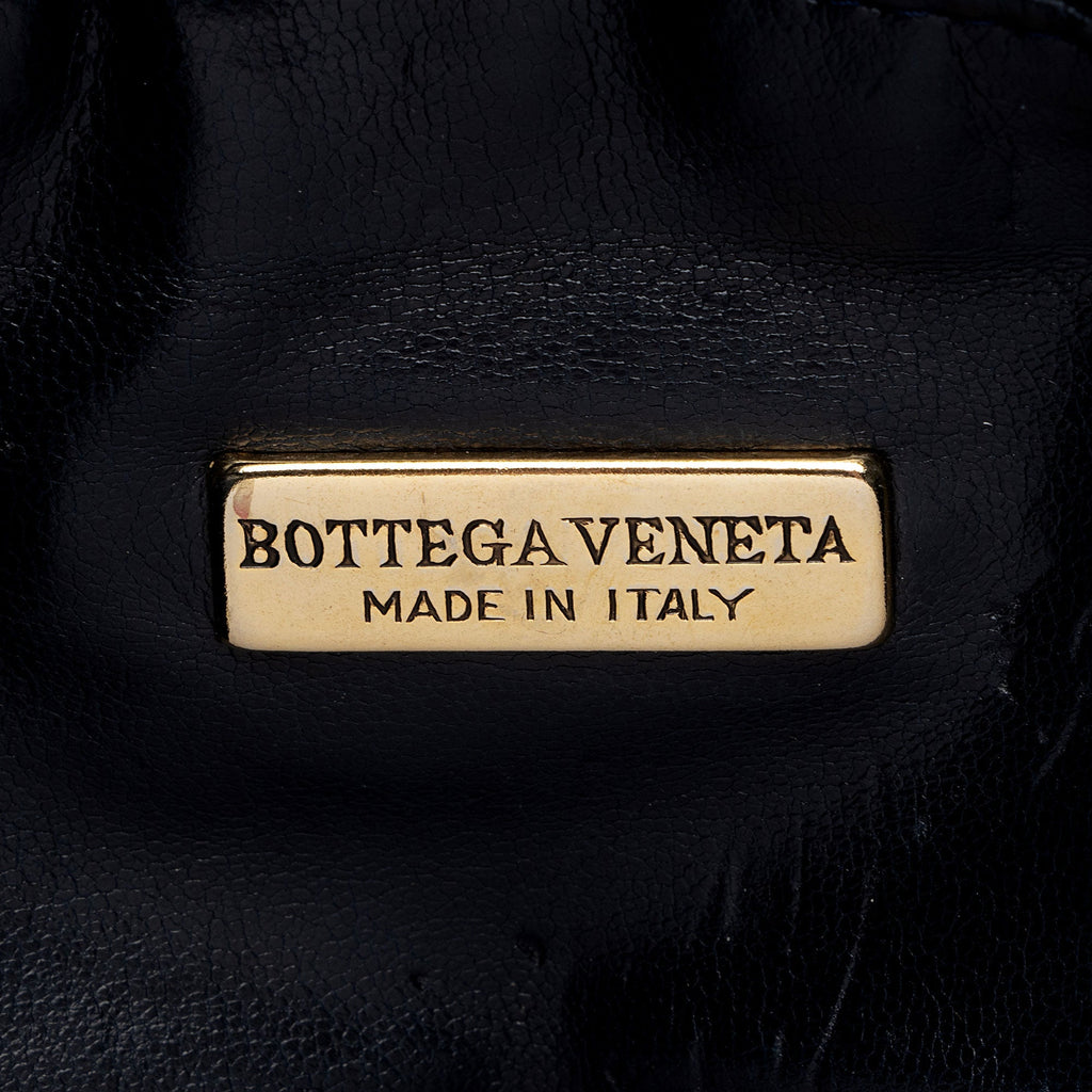 Bottega Veneta Vintage Intrecciato Nappa Drawstring Crossbody (SHF-oaFdRX)