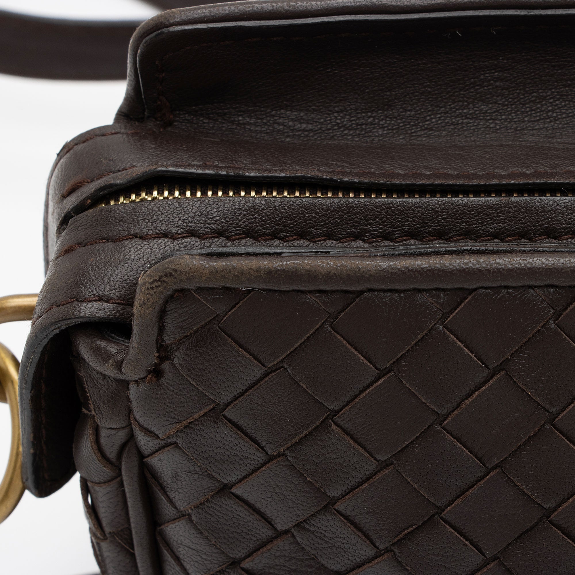 Bottega Venetta Inrecciato Nappa Shoulder Bag (SHF-J45QSZ)
