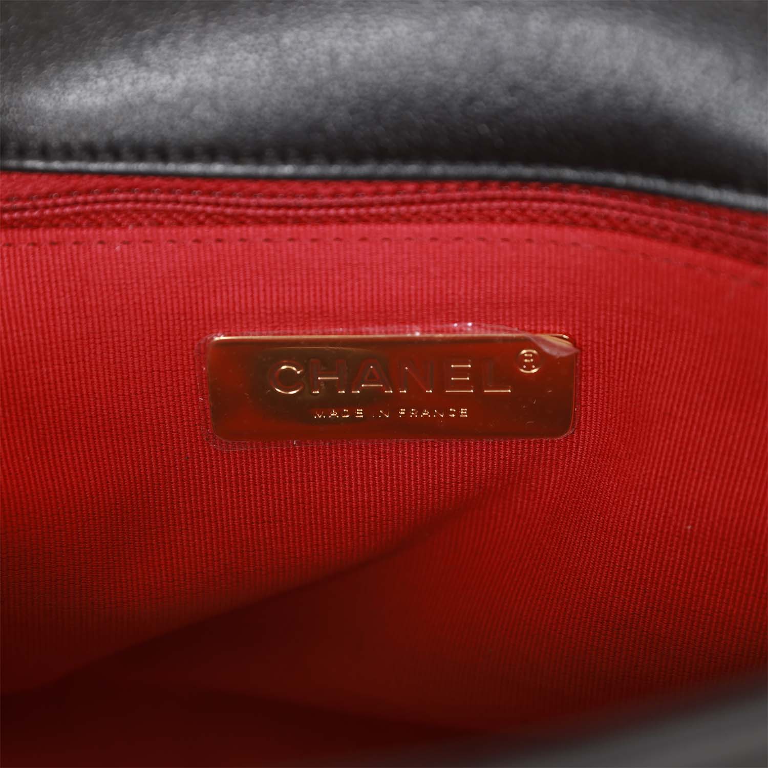 Chanel Medium 19 Flap Bag Black Lambskin Mixed Hardware