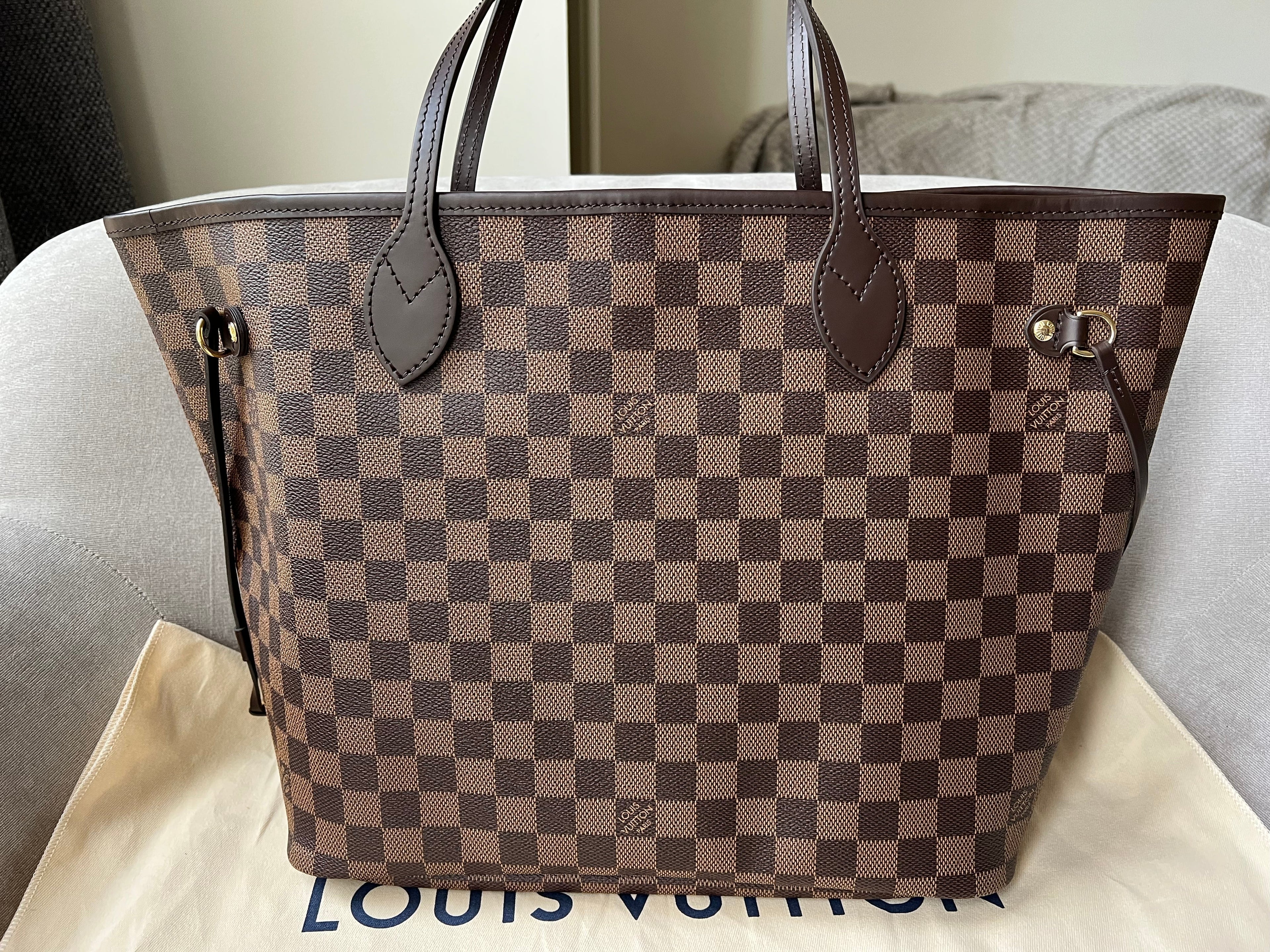 Louis Vuitton Neverfull MM Damier Ebene Cherry Interior (RRP £1,410)