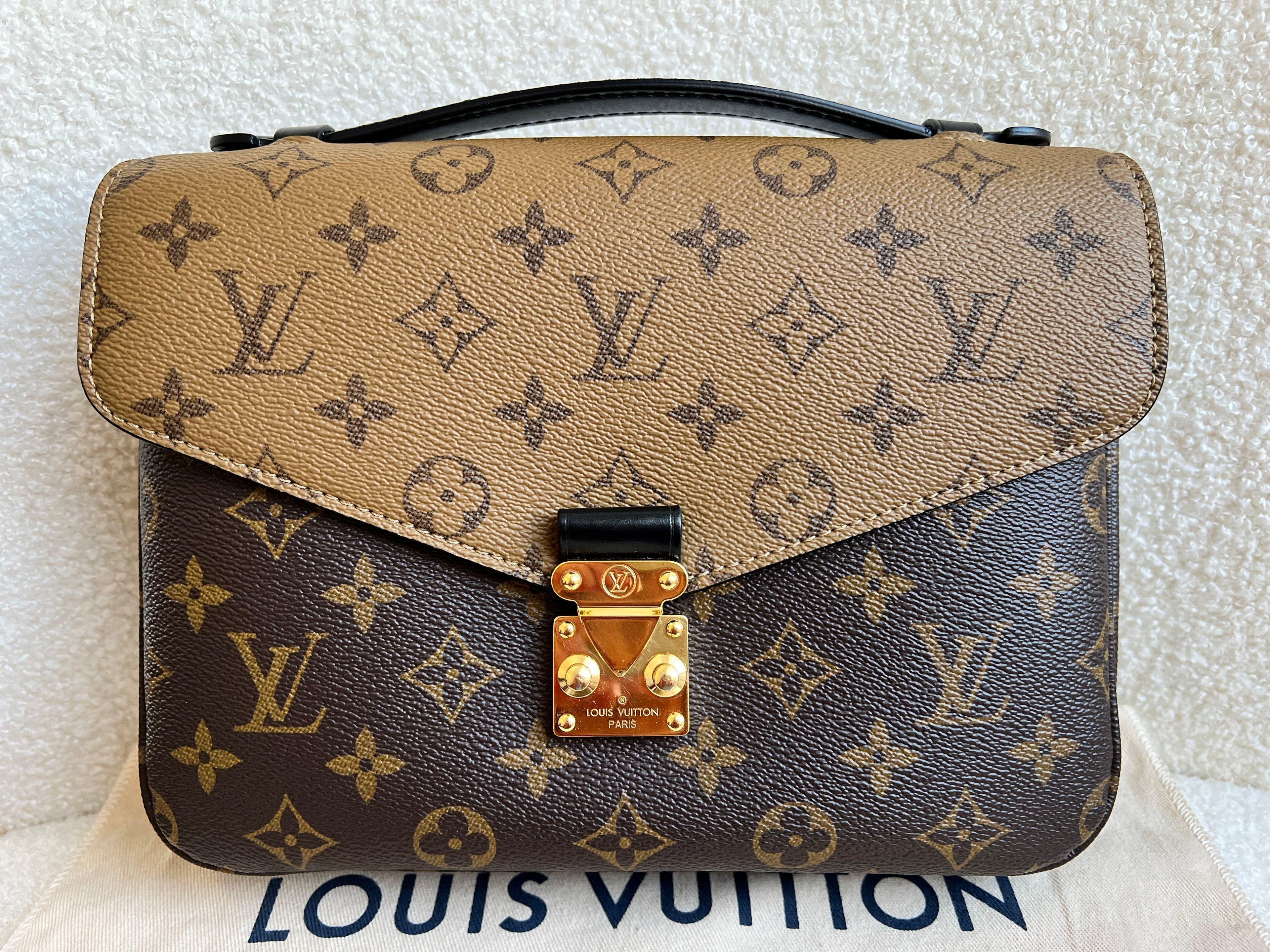 Louis Vuitton Pochette Metis Reverse Monogram (RRP £1,970)
