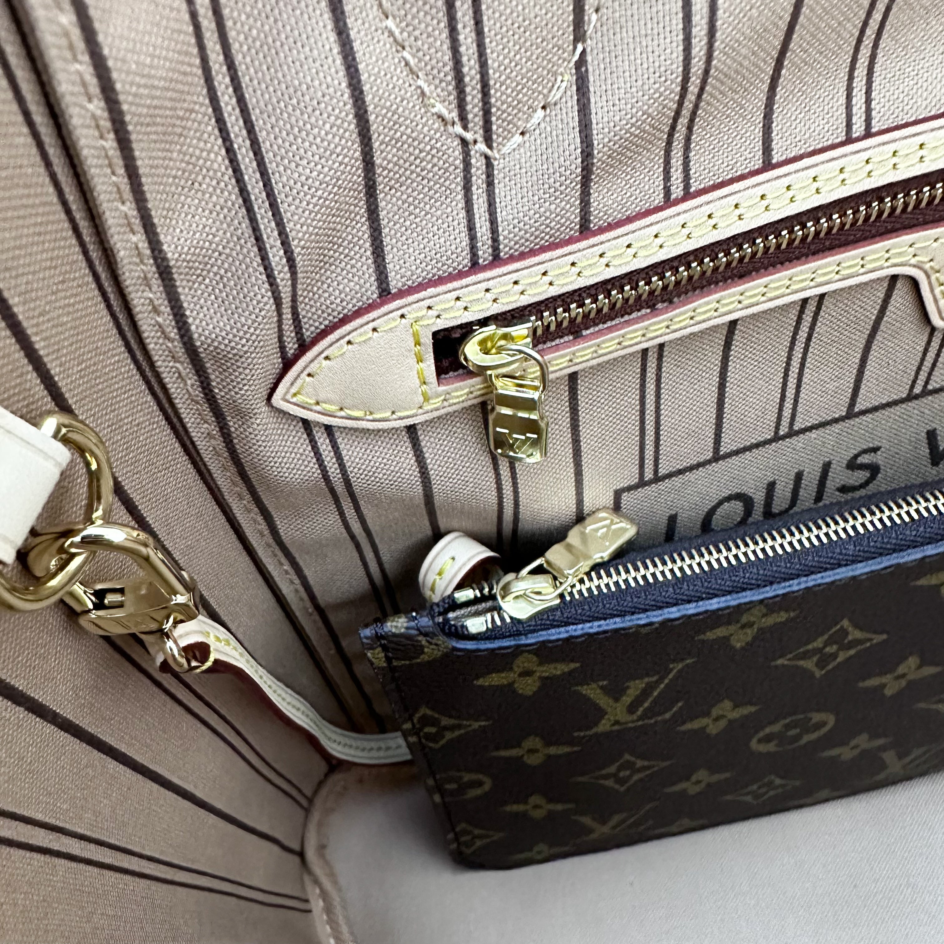 LV Neverfull MM in Monogram Canvas and GHW
