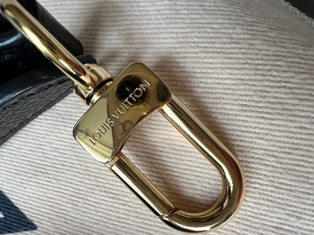 Louis Vuitton Pochette Metis Black Empreinte (RRP £2,110)