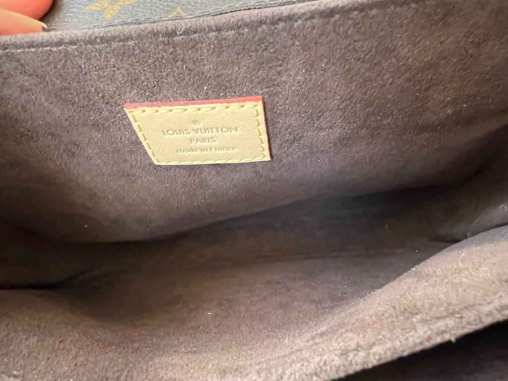 Louis Vuitton Pochette Metis Monogram (RRP £1,970)