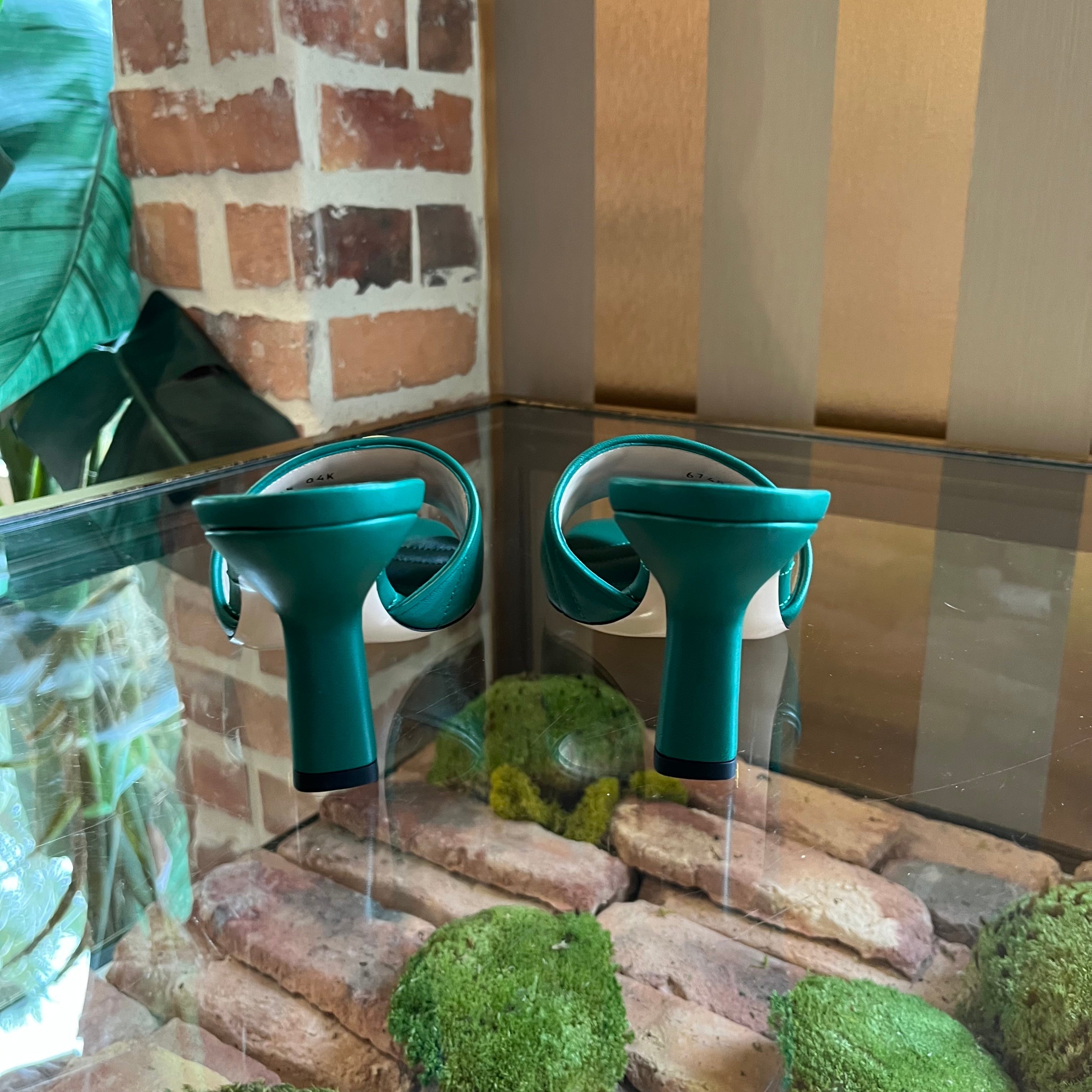 GUCCI GG Marmont Nappa Matelasse Emerald Slide Sandals SZ 38.5