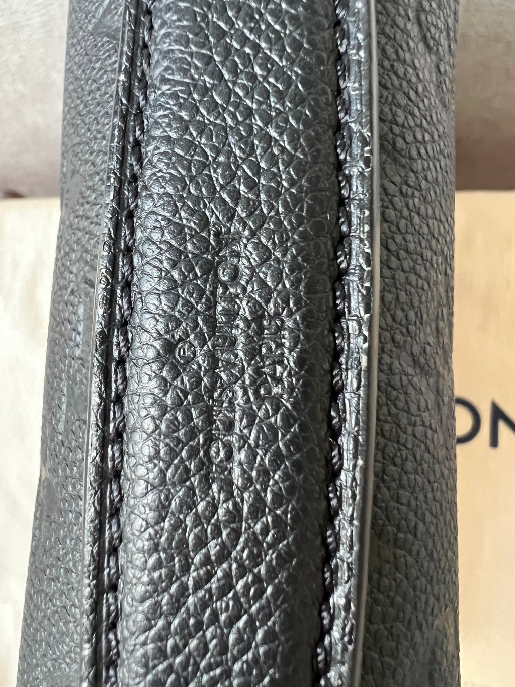 Louis Vuitton Pochette Metis Black Empreinte (RRP £2,110)