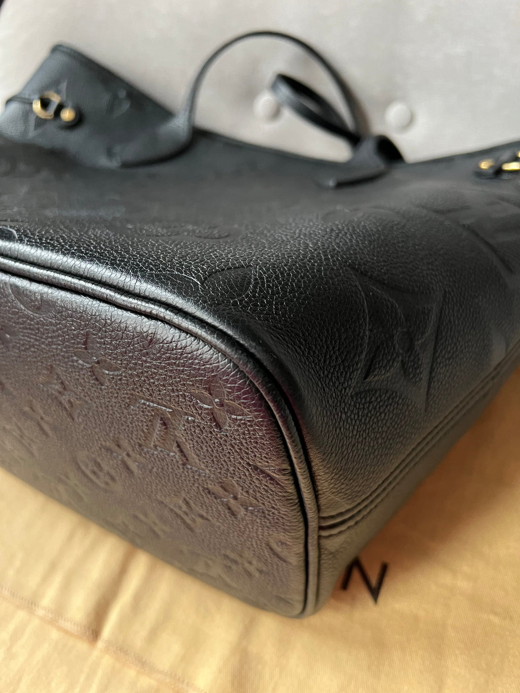 Louis Vuitton Neverfull MM Black Empreinte (RRP £1,940)