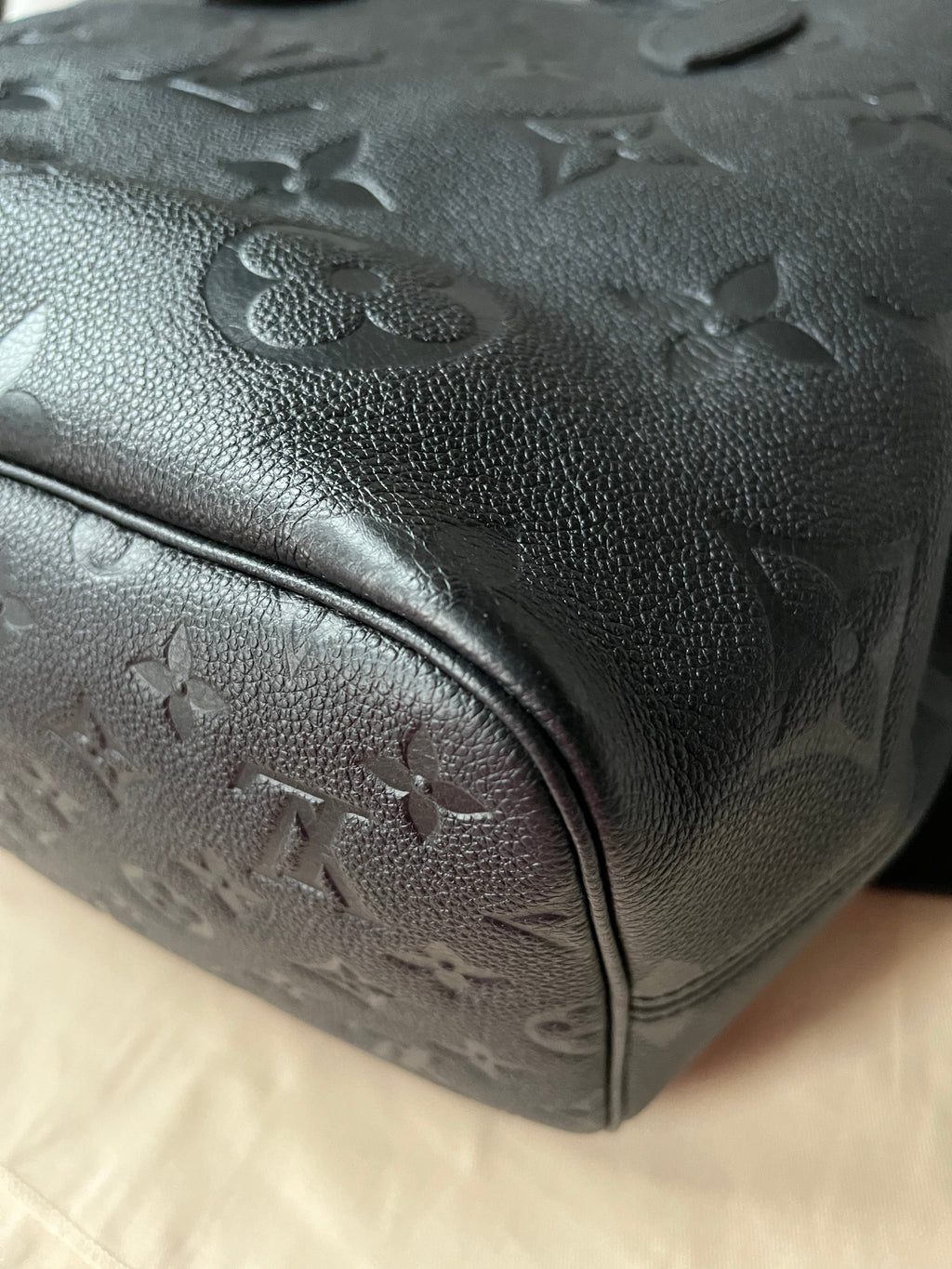 Louis Vuitton Neverfull MM Black Empreinte (RRP £1,940)
