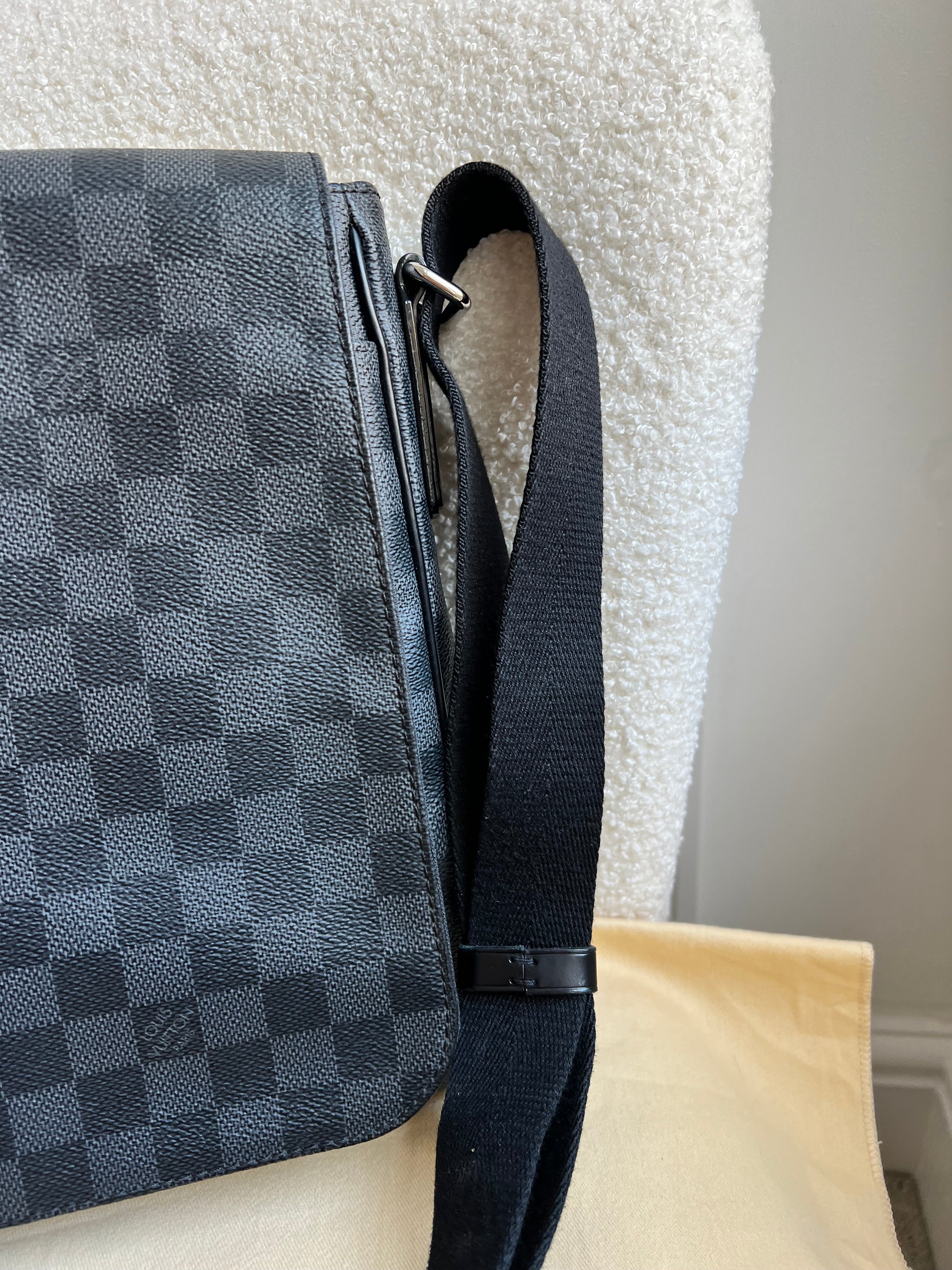 Louis Vuitton PM District Messenger Bag Damier Graphite