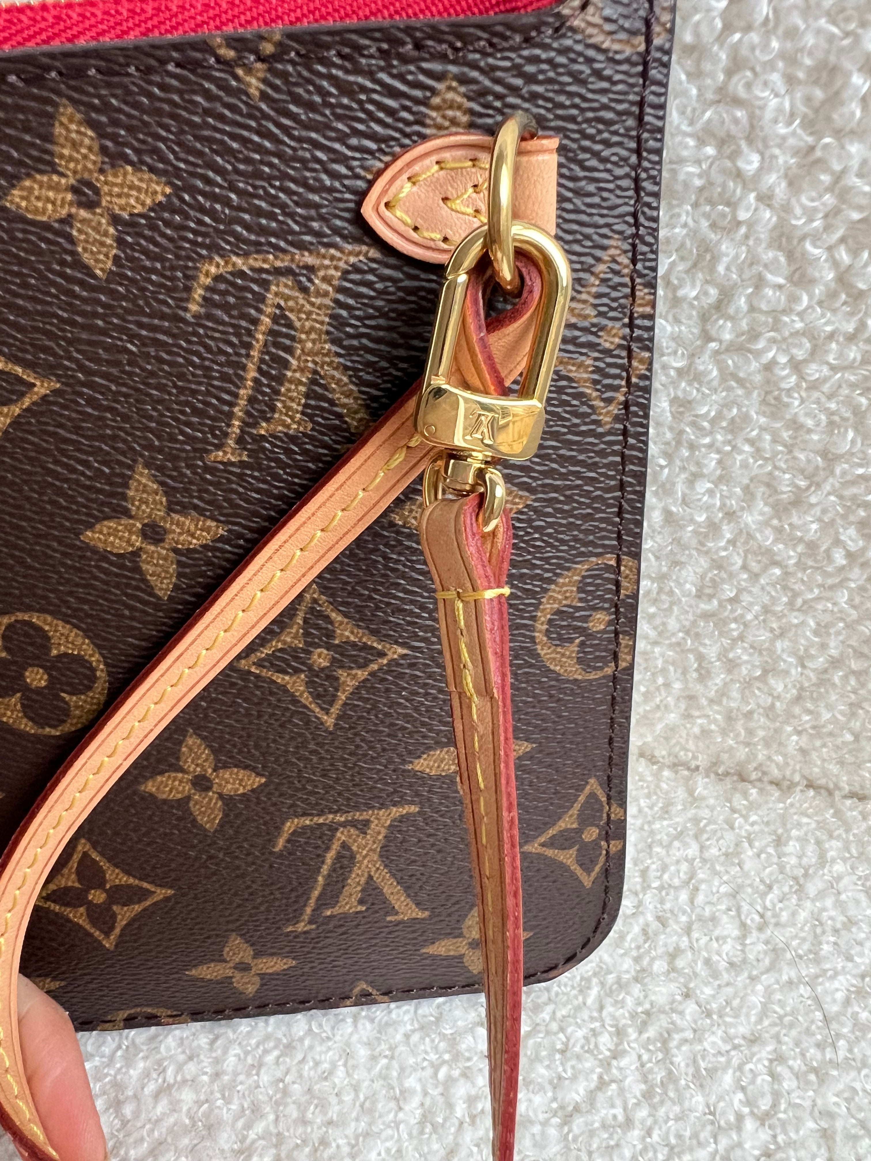 Louis Vuitton Pouch (from Neverfull MM) in Monogram