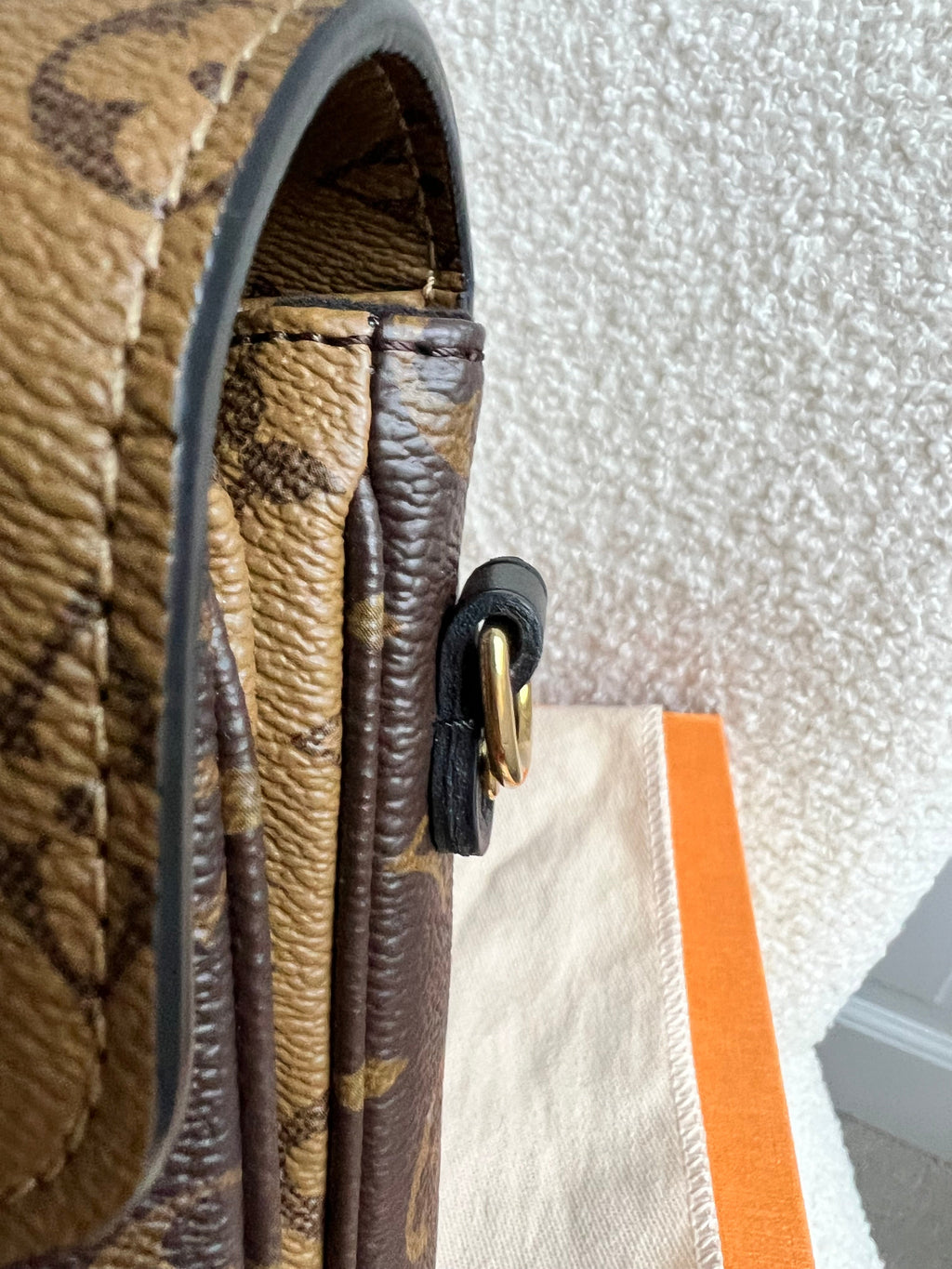 Louis Vuitton Pochette Metis Reverse Monogram (RRP £2,000)