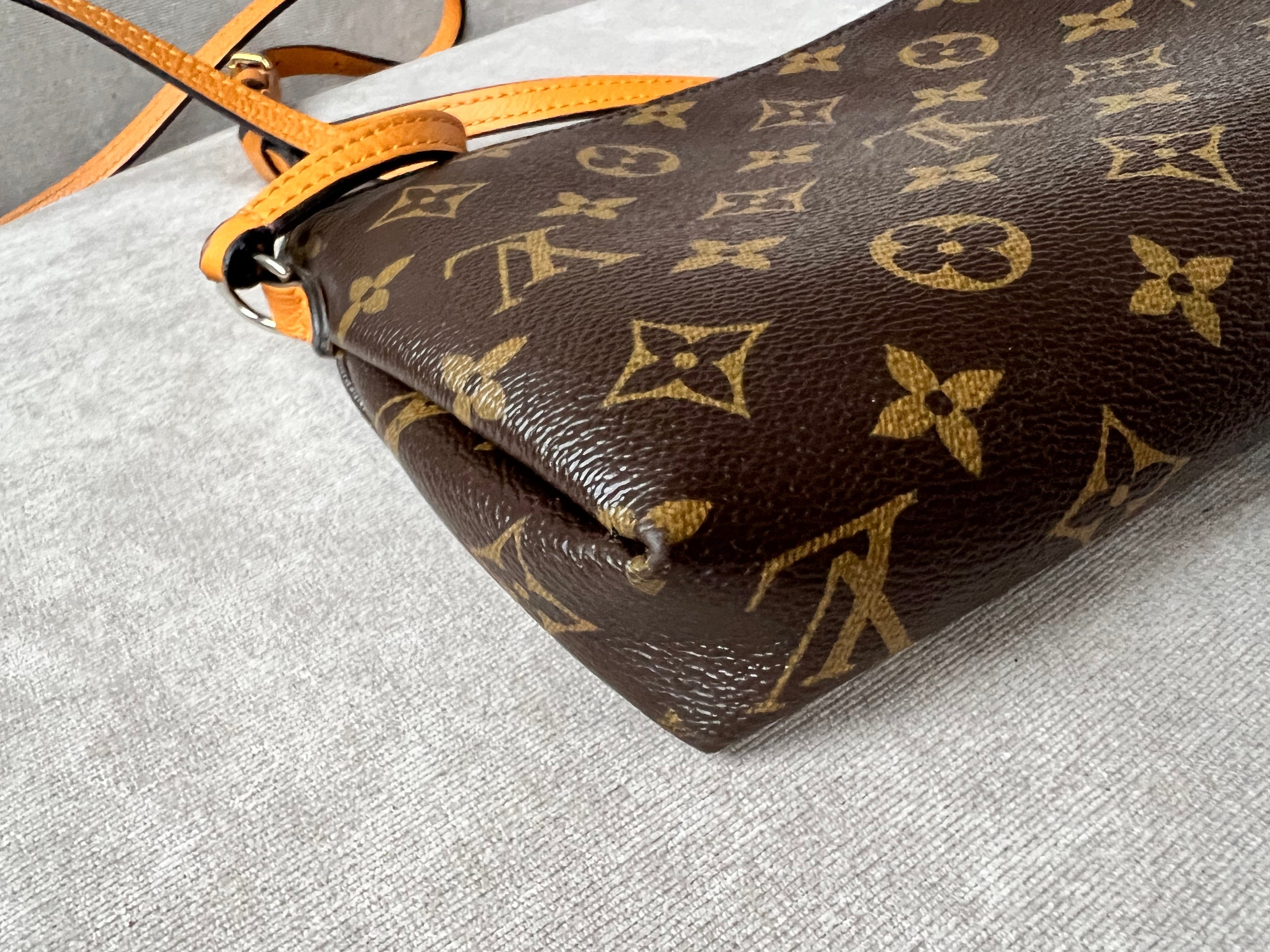 Louis Vuitton Monogram Safran Pallas Pochette