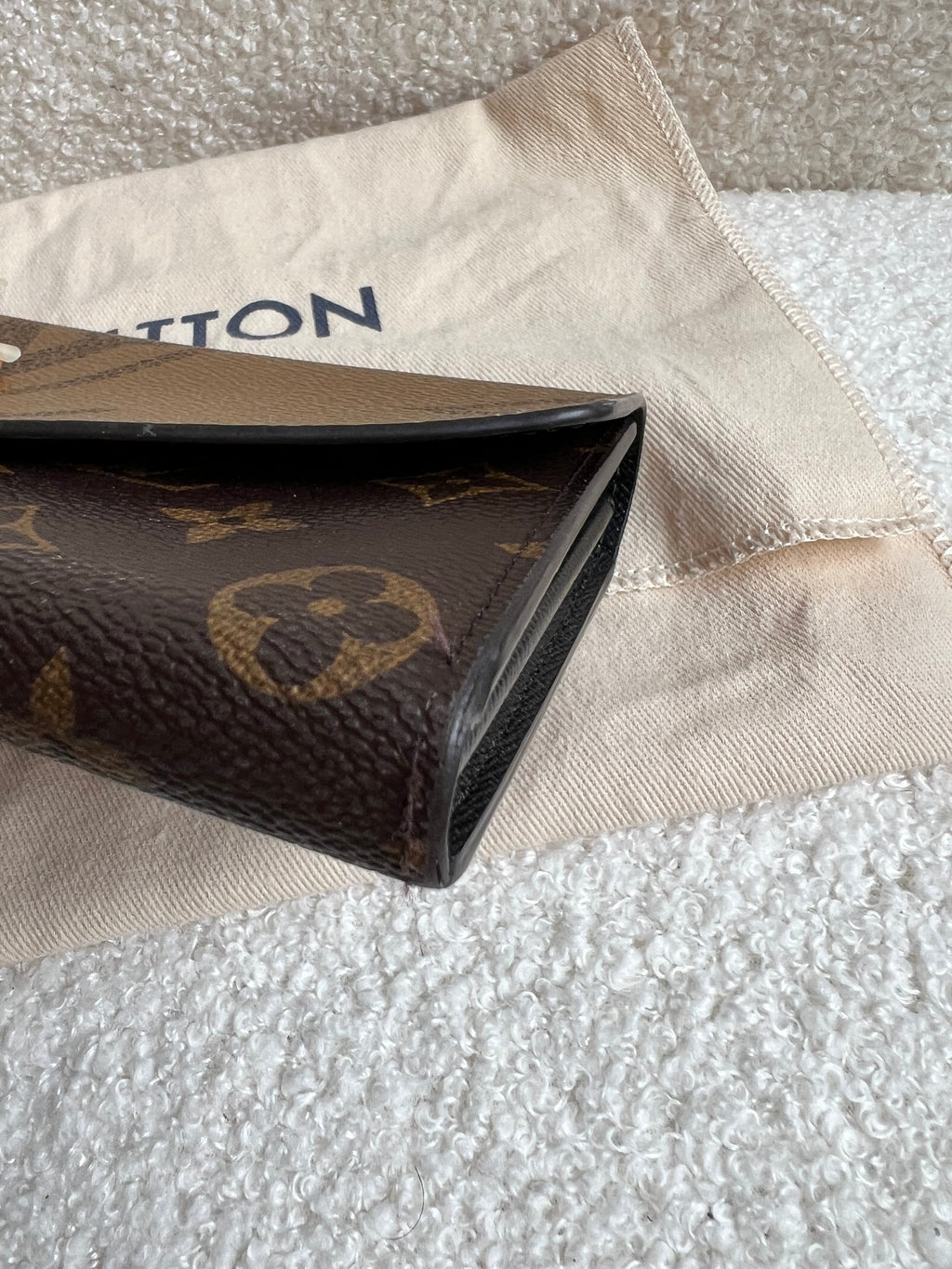 Louis Vuitton Sarah Wallet in reverse Monogram and Brown (RRP £550)