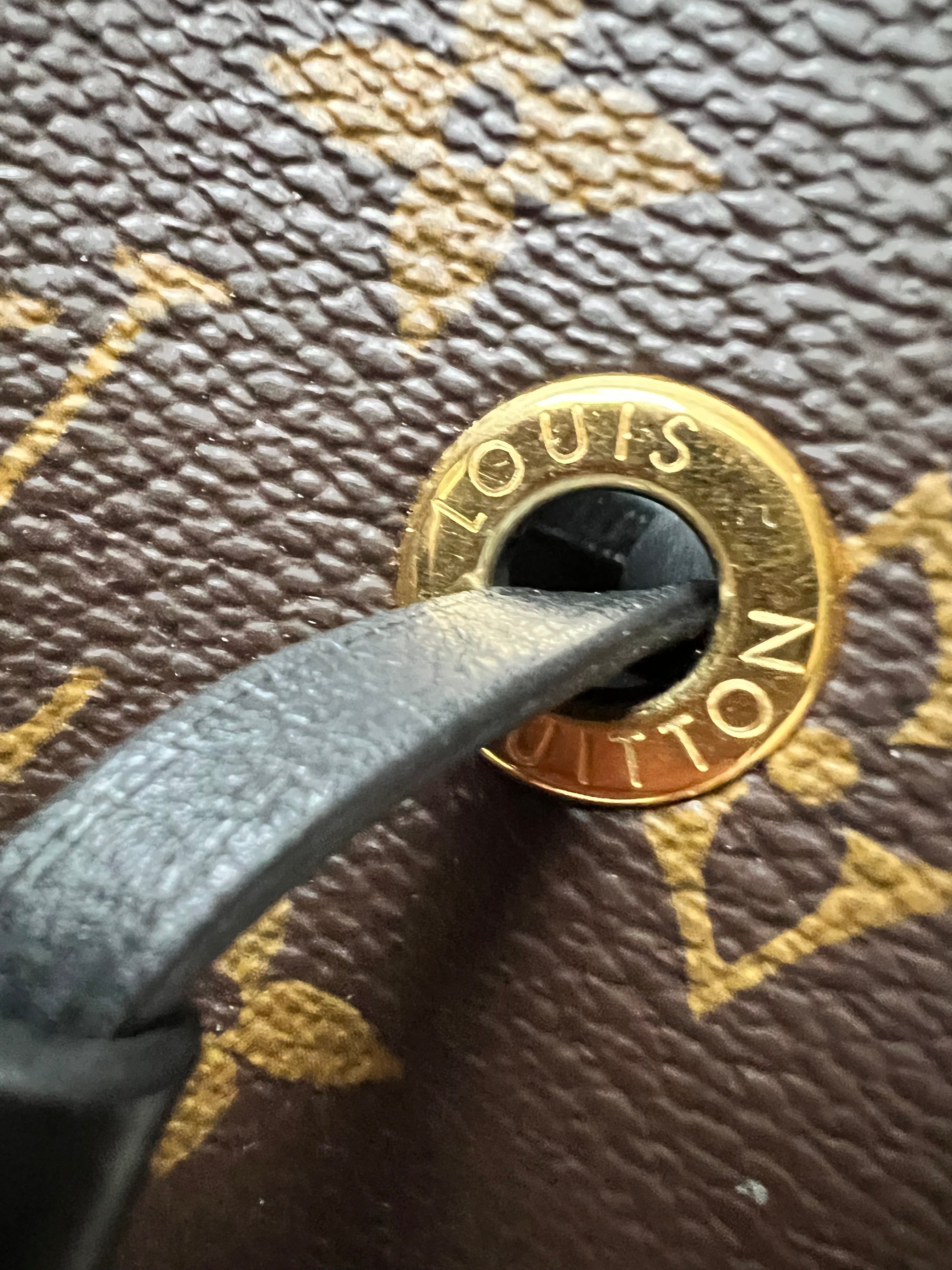 Louis Vuitton Neo Noe Monogram and Black (RRP £1,560)