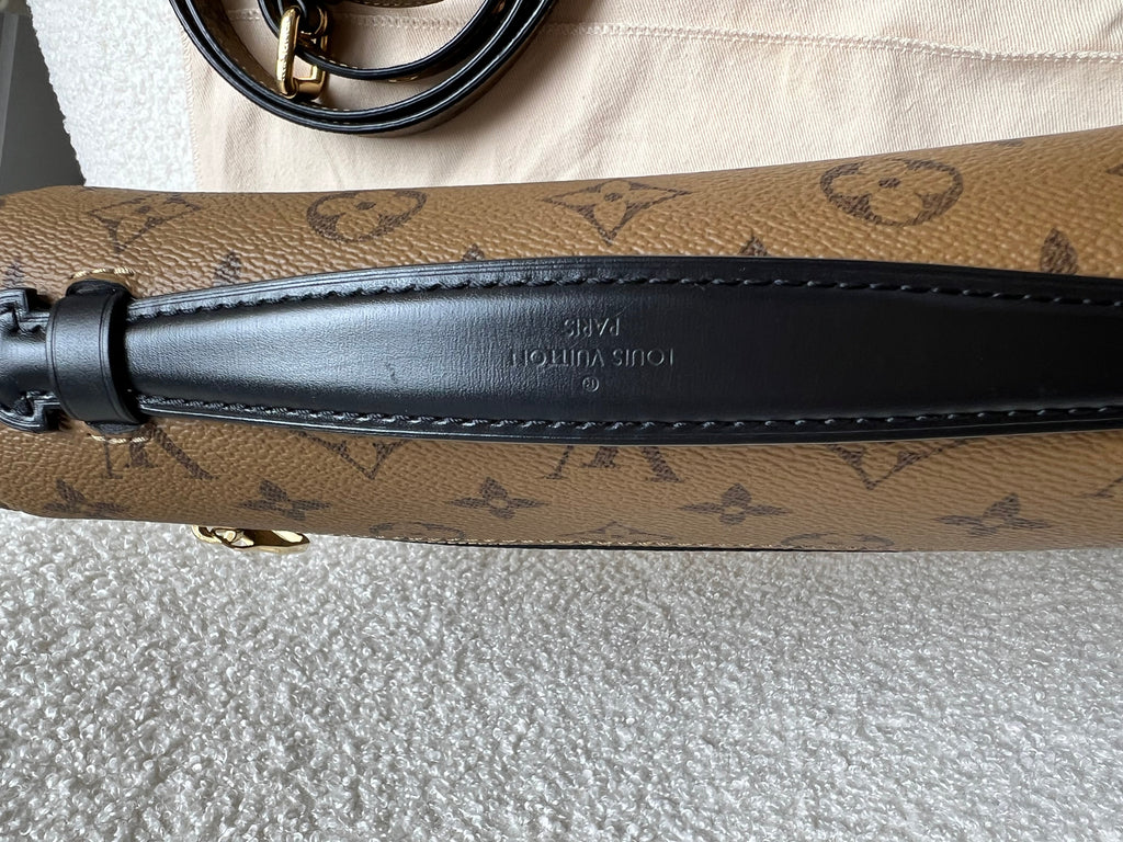 Louis Vuitton Pochette Metis Reverse Monogram (RRP £1,970)