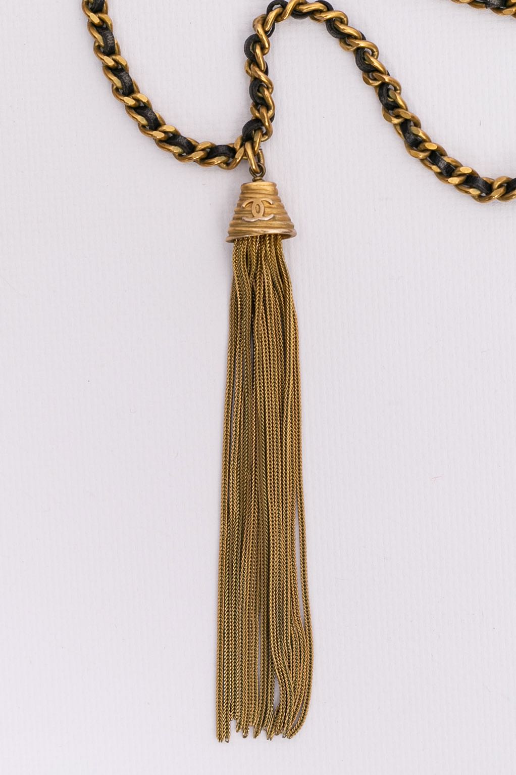 Long collier pompons Chanel Automne 1994