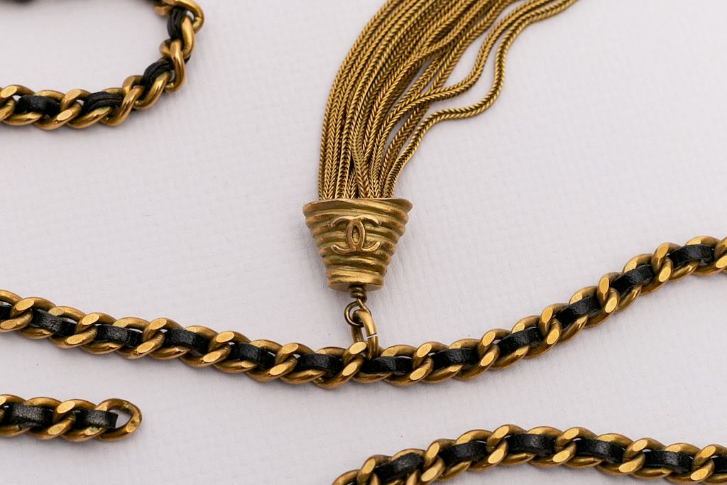 Long collier pompons Chanel Automne 1994