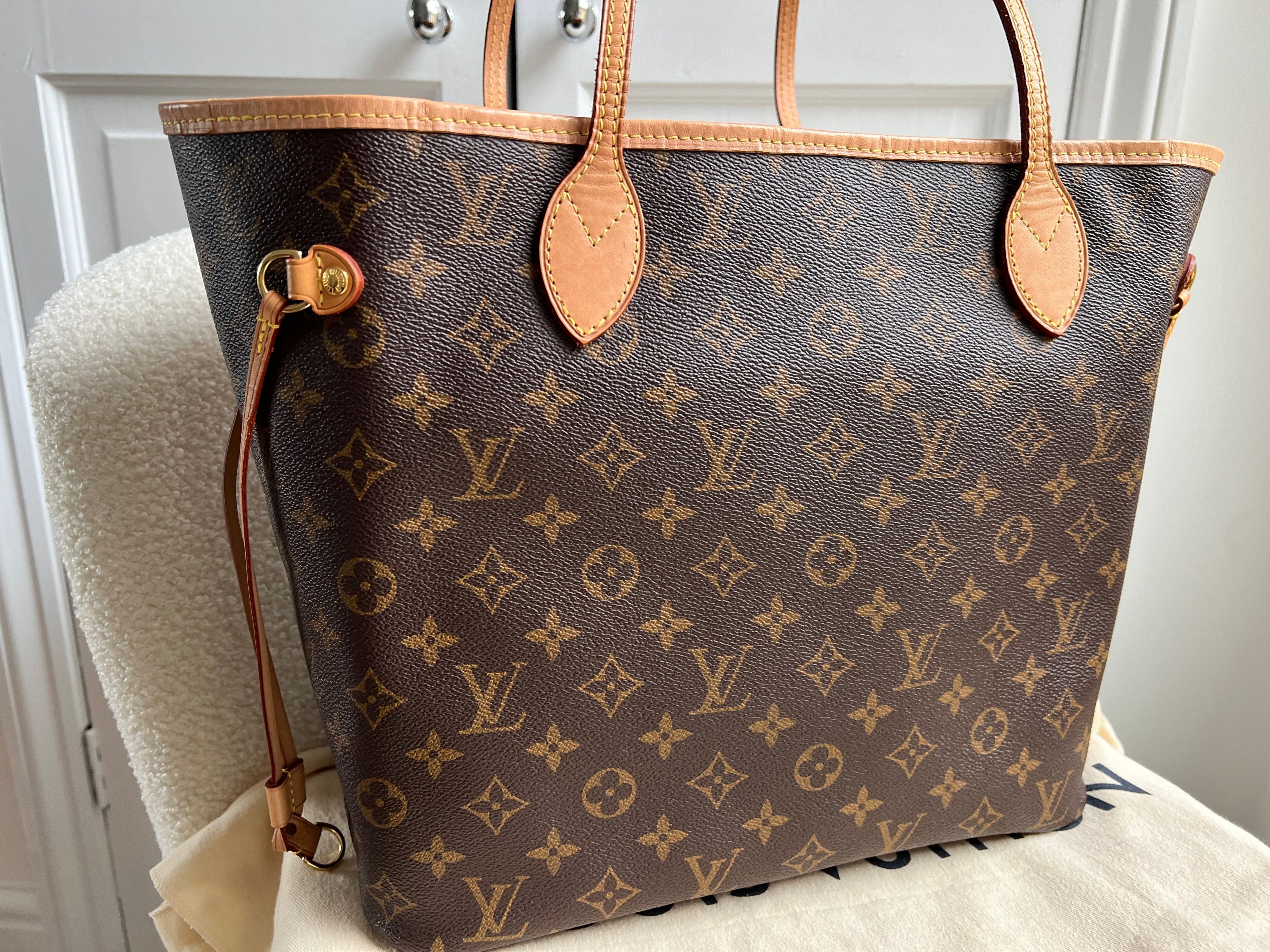 Louis Vuitton Neverfull MM Monogram Red (RRP £1,410)