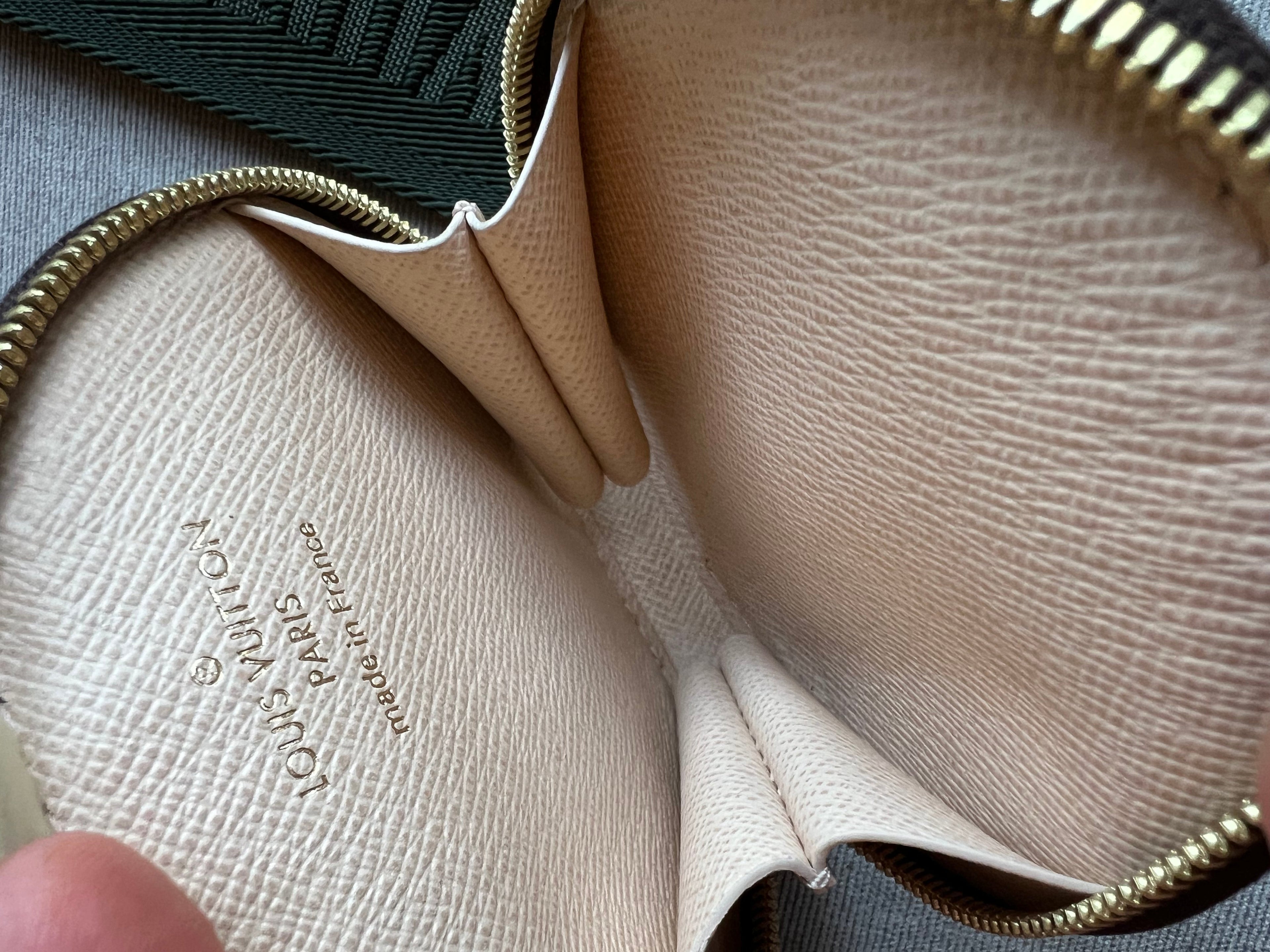 Louis Vuitton Multi Pochette Accessoires Khaki (RRP £1970)