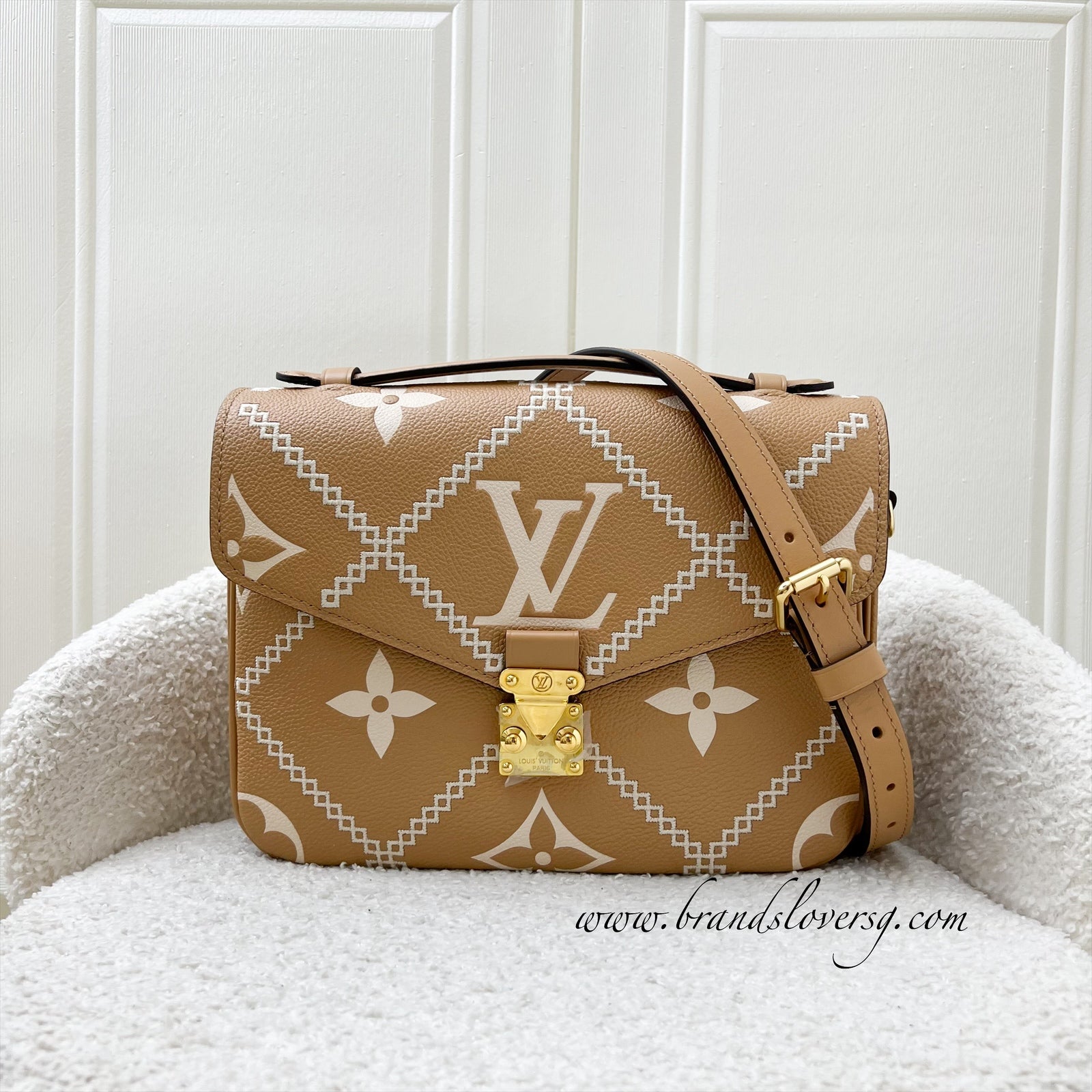 LV Giant Broderies Pochette Metis in Arizona Beige / Crème Beige Monogram Empreinte Leather and GHW