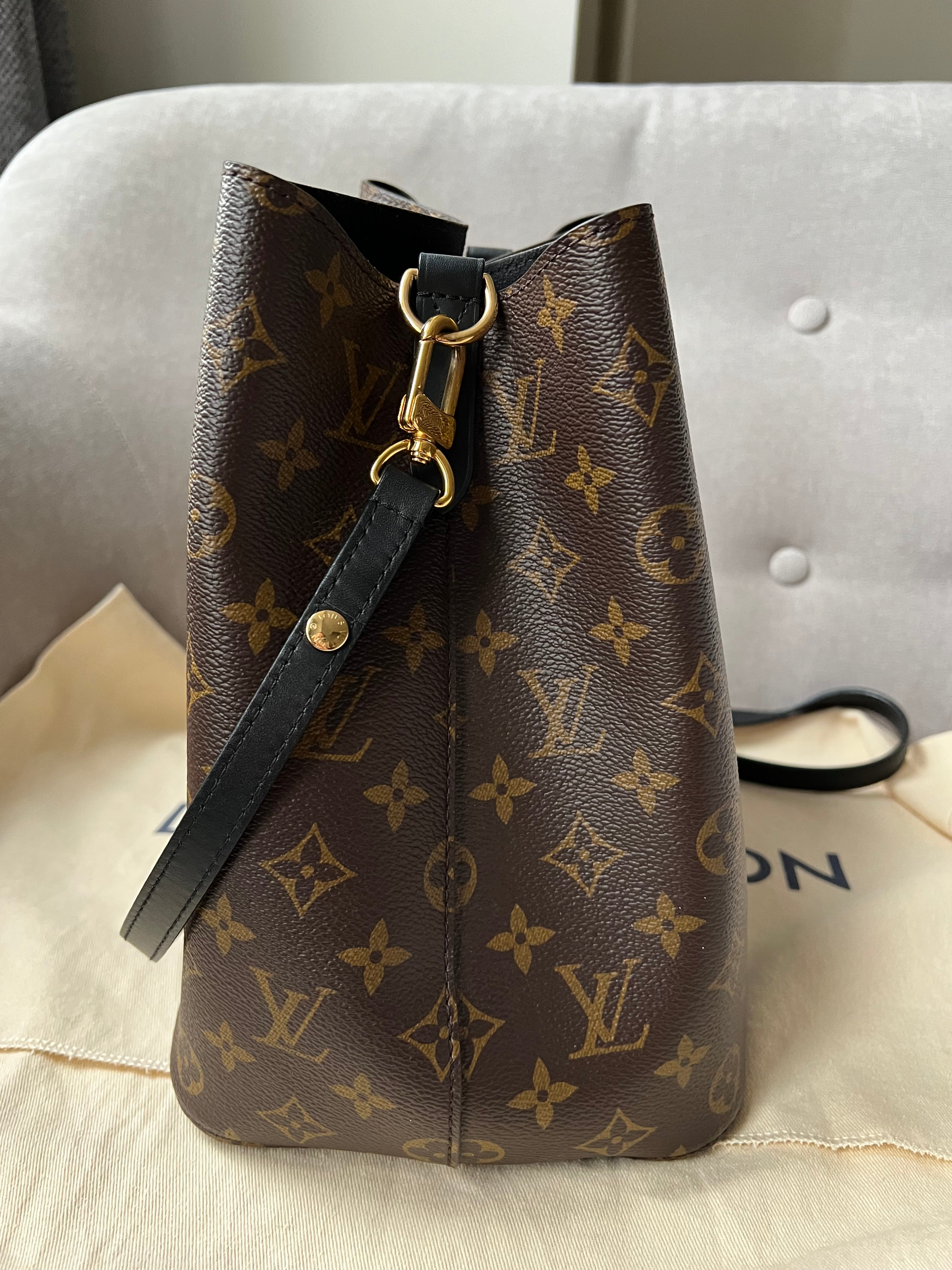 Louis Vuitton Neo Noe Monogram and Black (RRP £1,560)