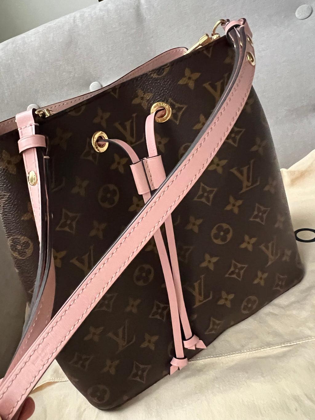 Louis Vuitton Neo Noe Monogram Rose Poudre (RRP £1,560)