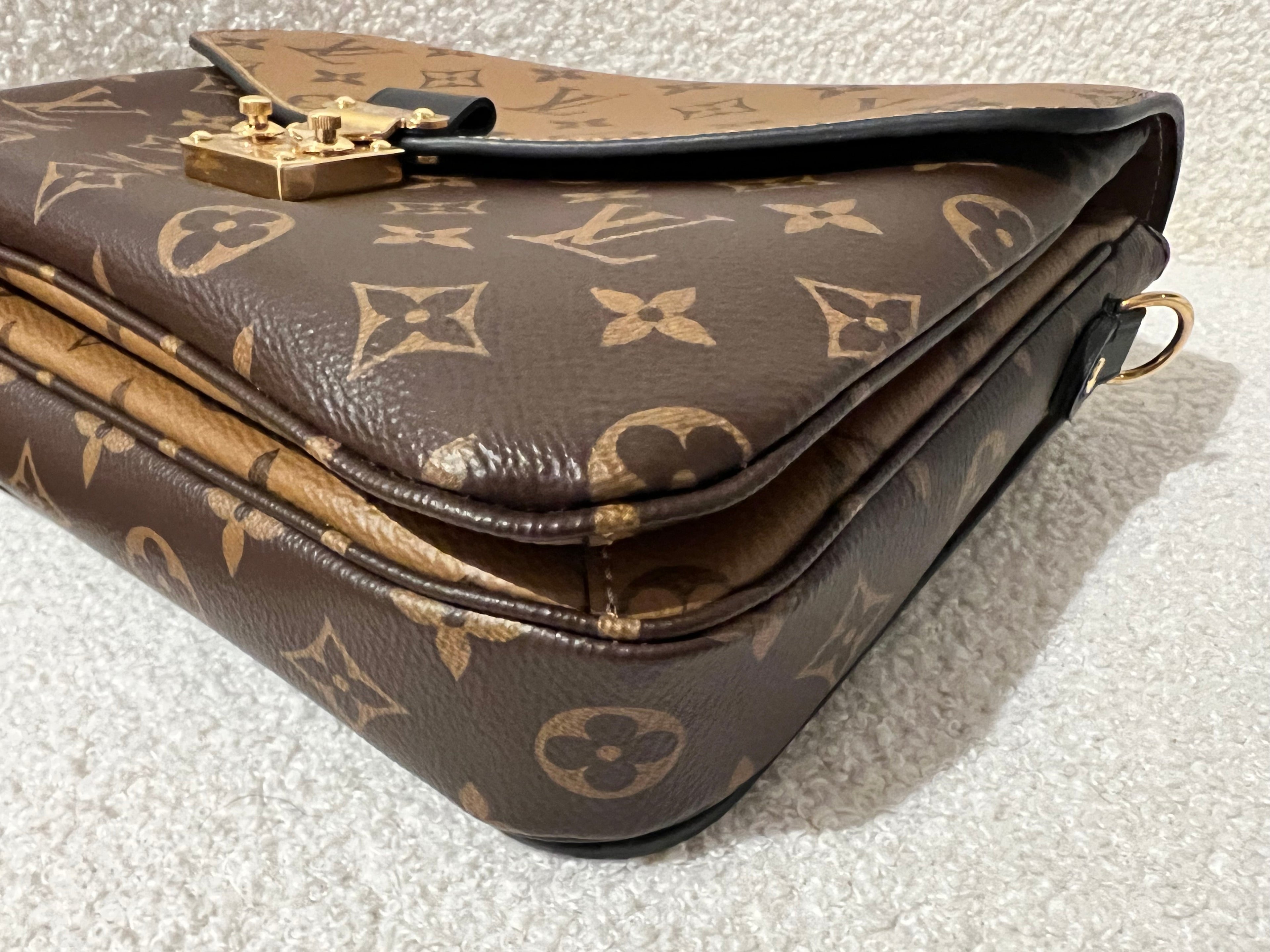 Louis Vuitton Pochette Metis Reverse Monogram (RRP £2,000)