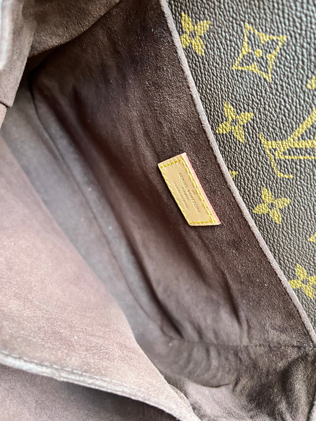 Louis Vuitton Pochette Metis Monogram (RRP £1,970)