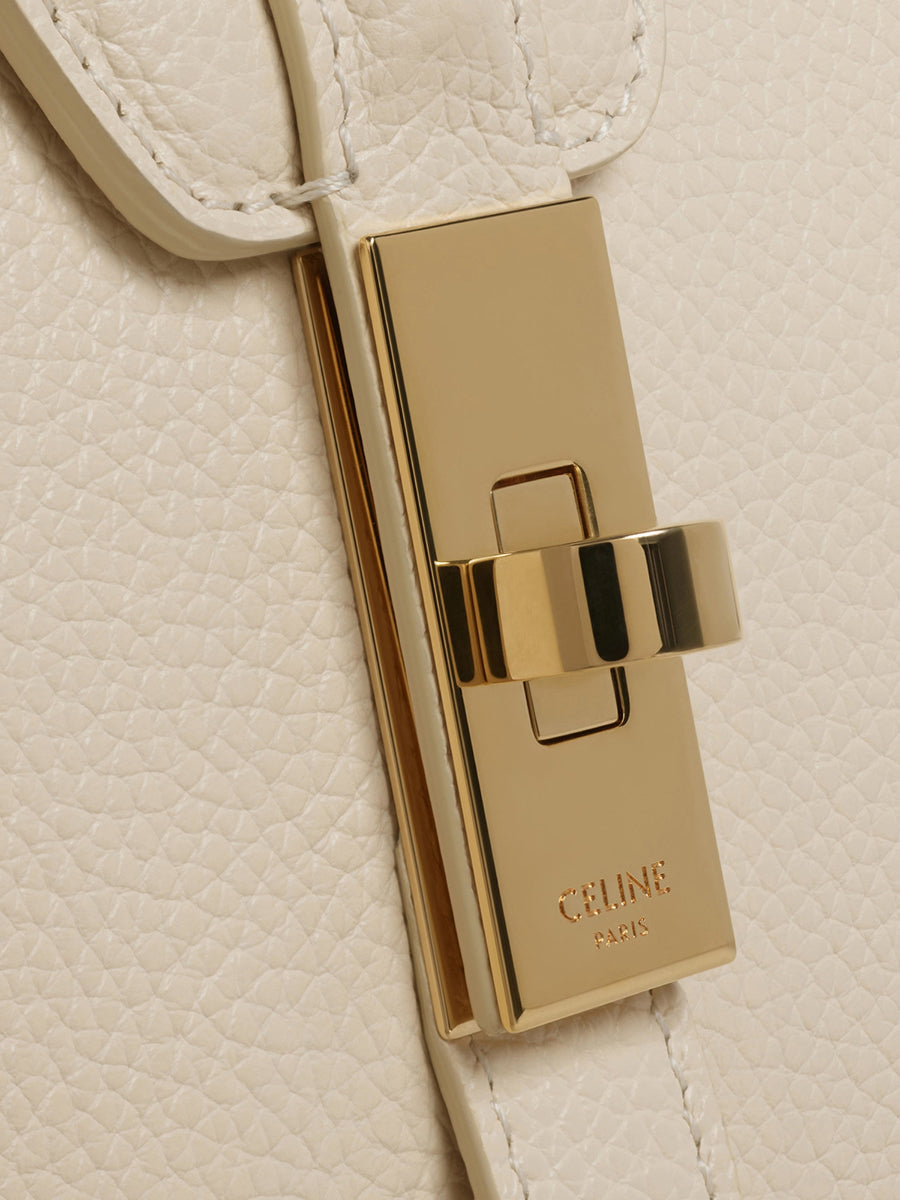 Besace 16 in Grained Calfskin Cream