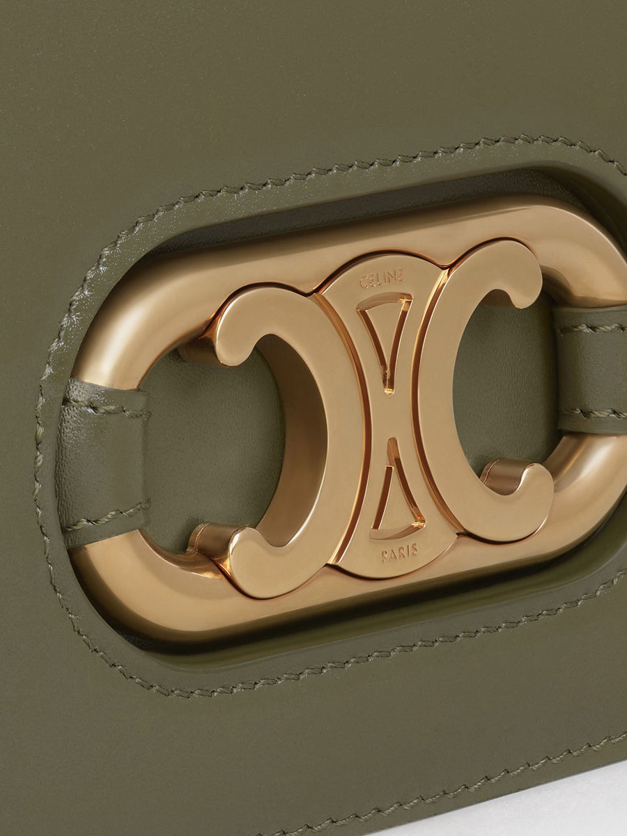 Medium Maillon Triomphe Bag in Army Green