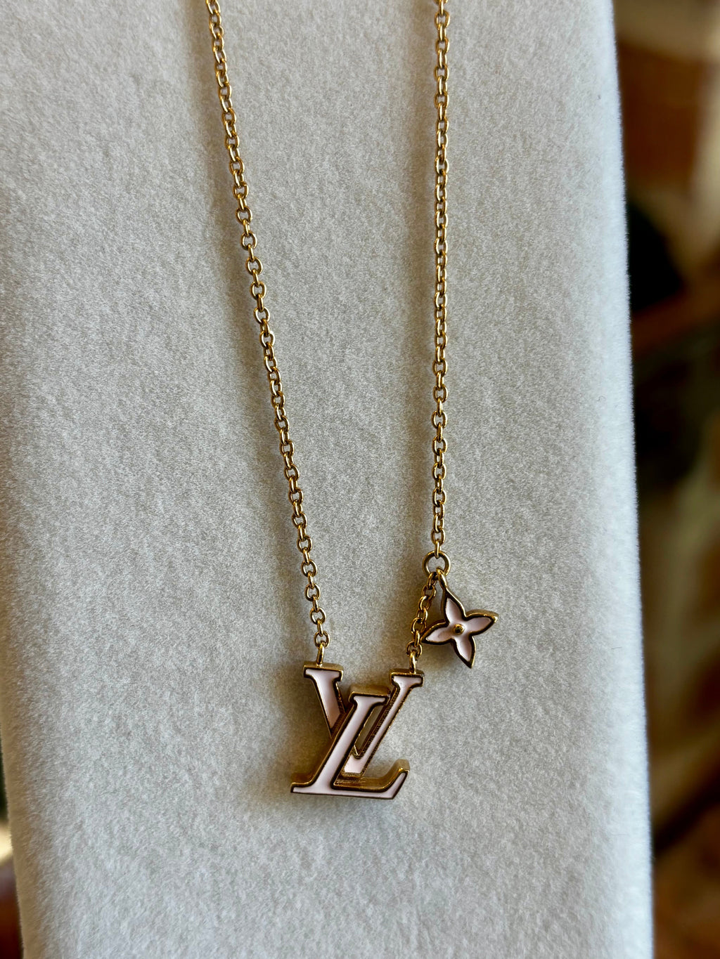 LOUIS VUITTON LV Iconic Necklace