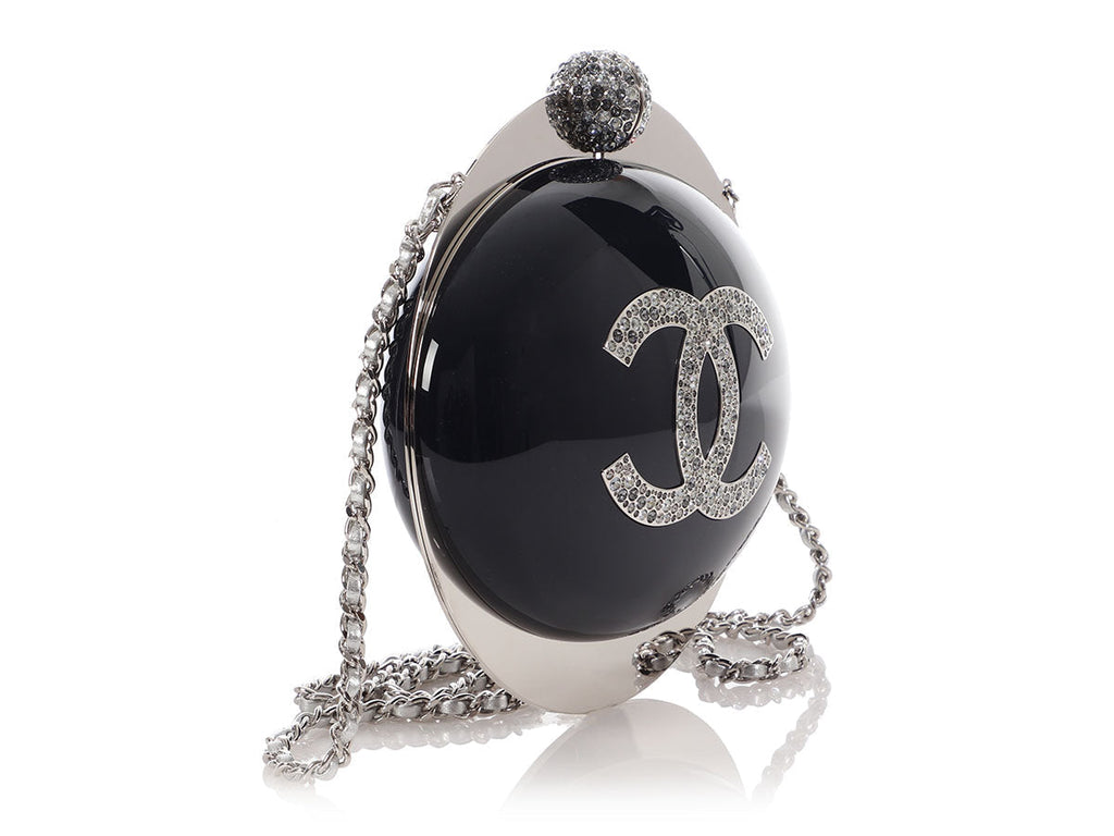 Chanel Navy Evening on the Moon MinaudiÃ¨re