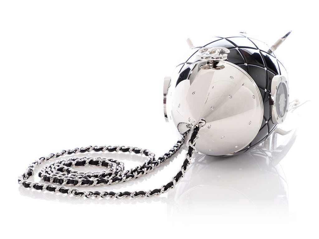 Chanel Limited-Edition Rocket Ship MinaudiÃ¨re
