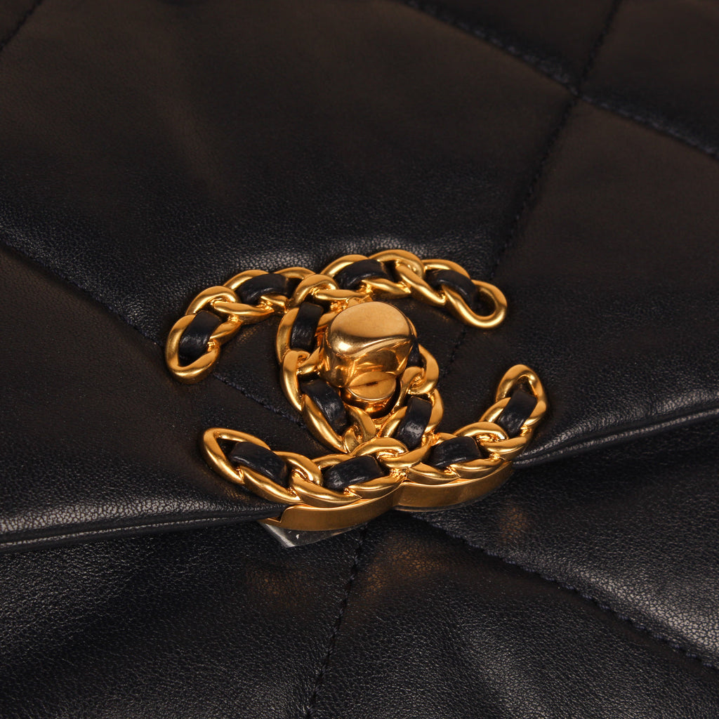 Chanel Chanel 19 Flap Bag - Small