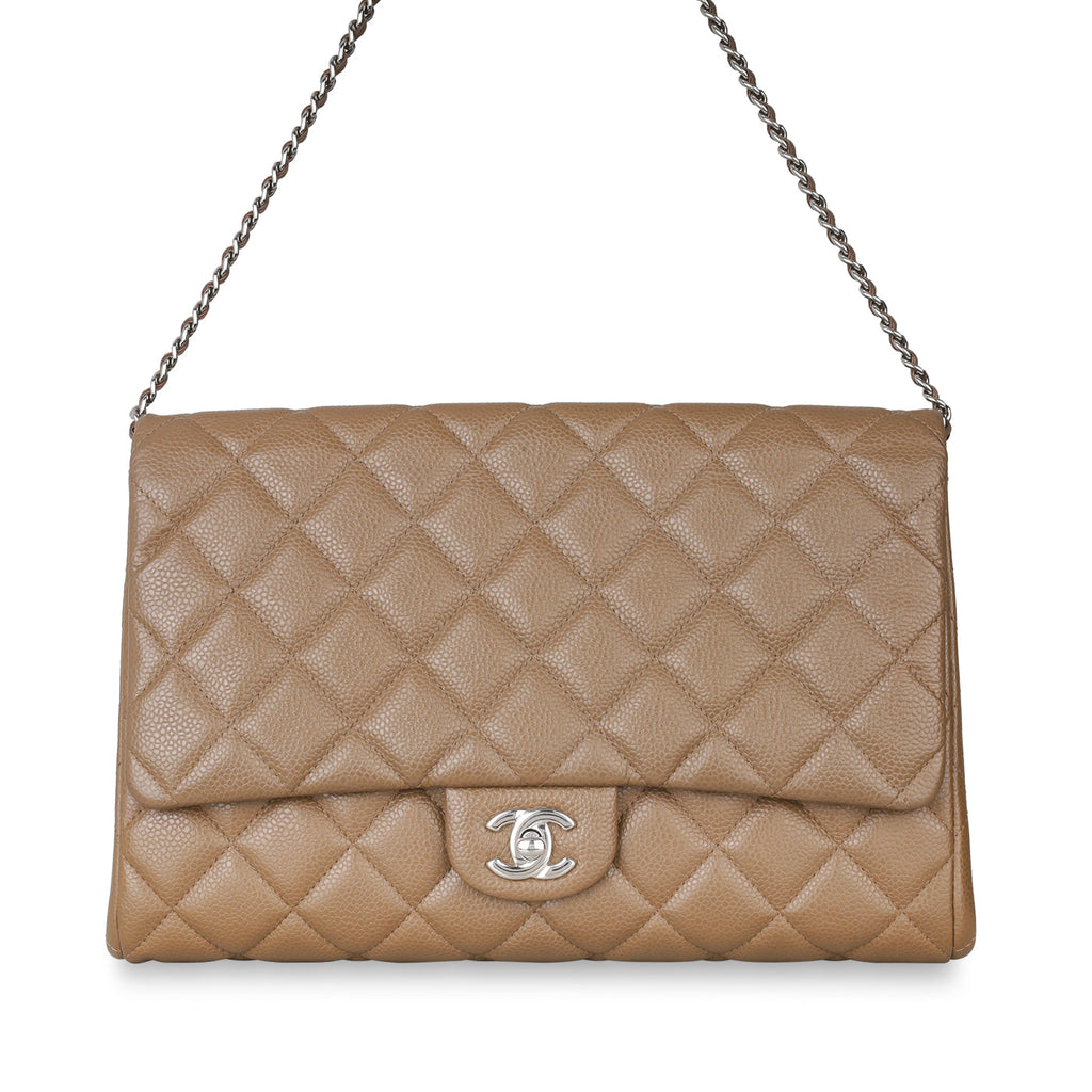 Timeless Clutch with Chain
