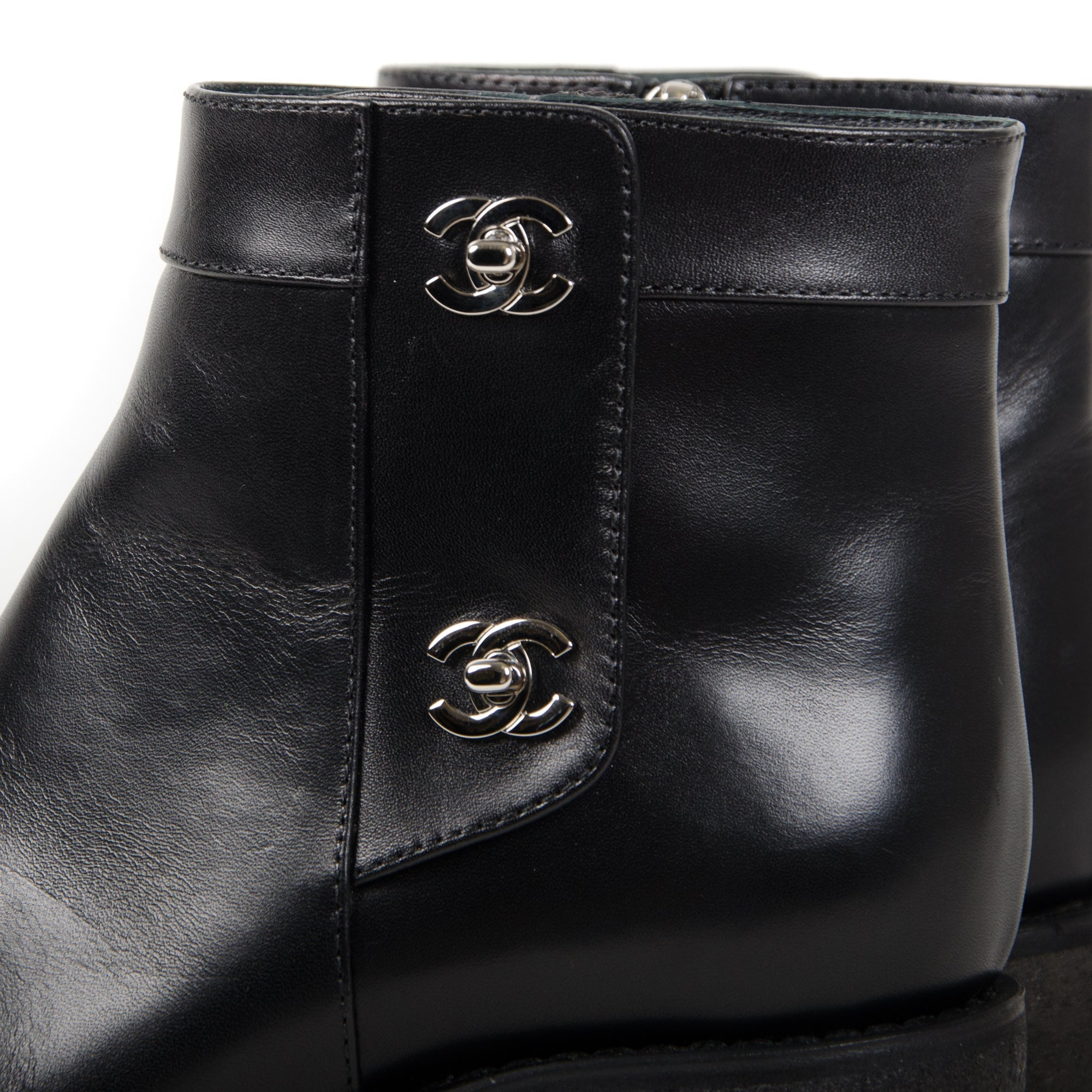 Black CC Turn Lock Boots